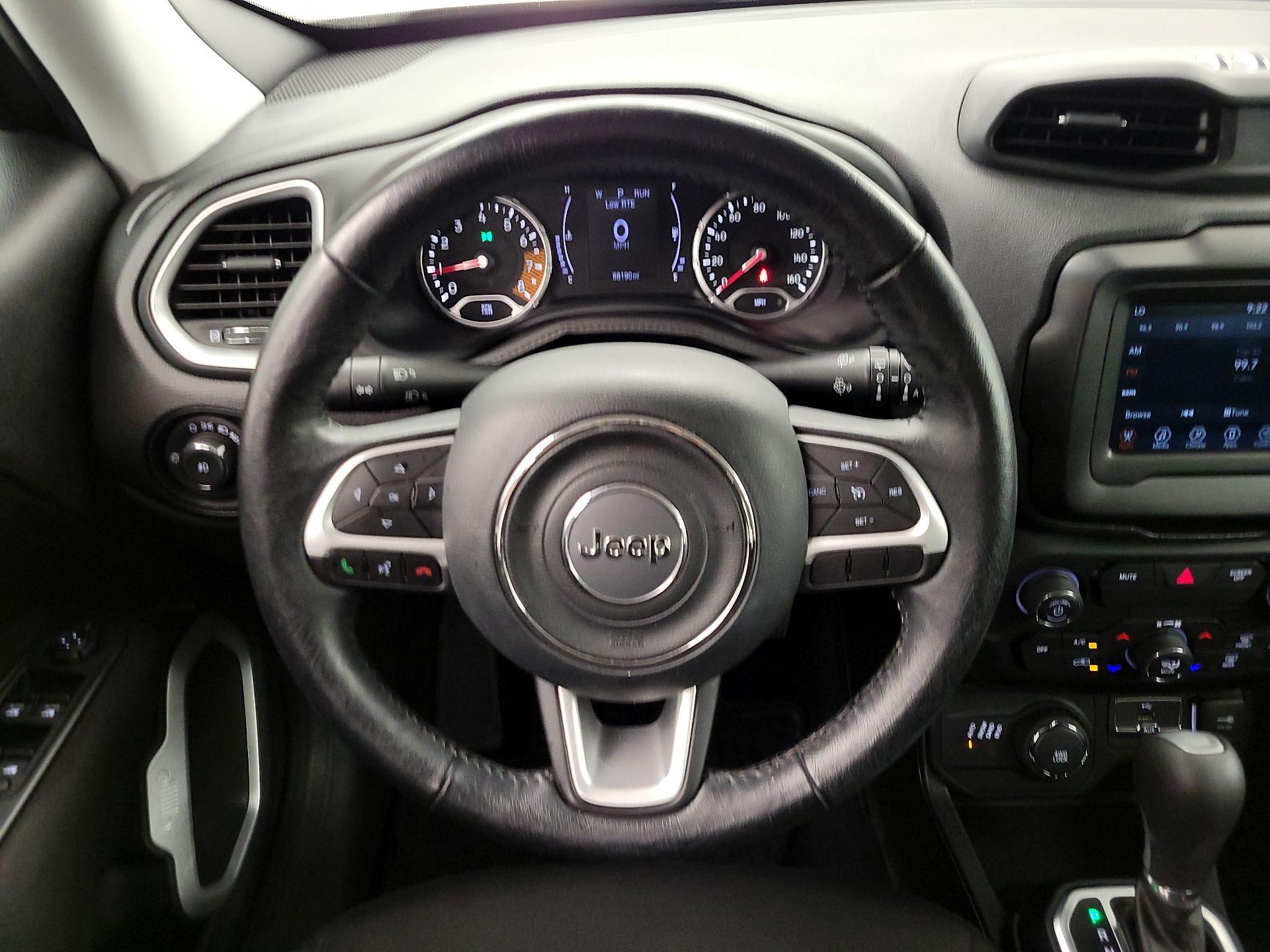 Thumbnail: 2019 Jeep Renegade - 10