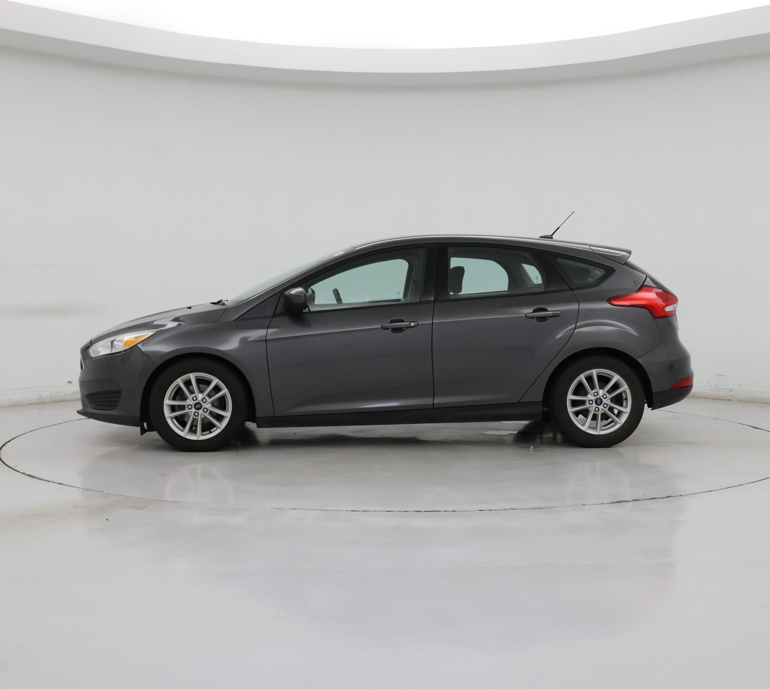 Thumbnail: 2018 Ford Focus - 3