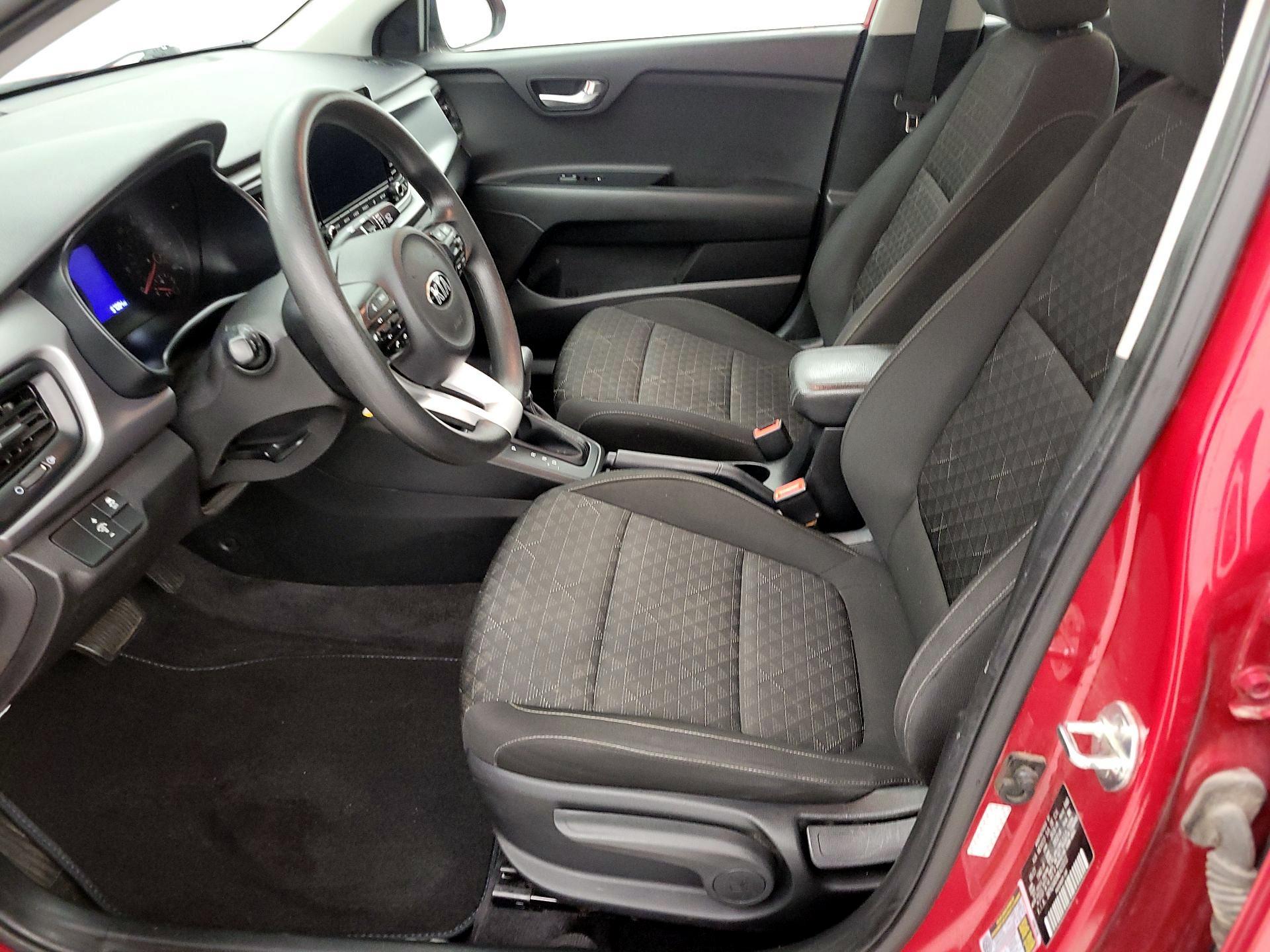 Thumbnail: 2021 Kia Rio - 11