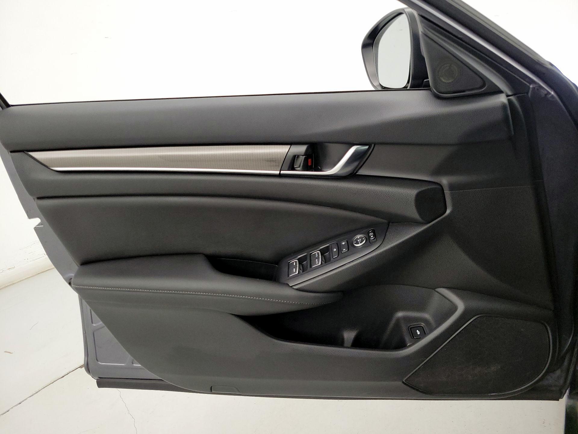 Thumbnail: 2020 Honda Accord - 12