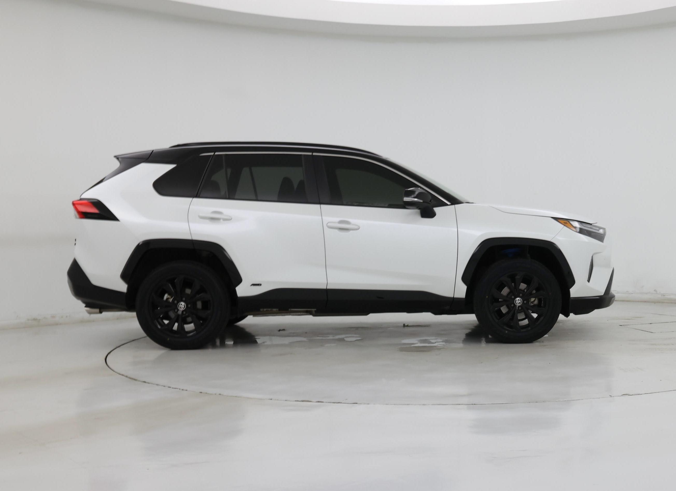 Thumbnail: 2023 Toyota RAV4 - 7