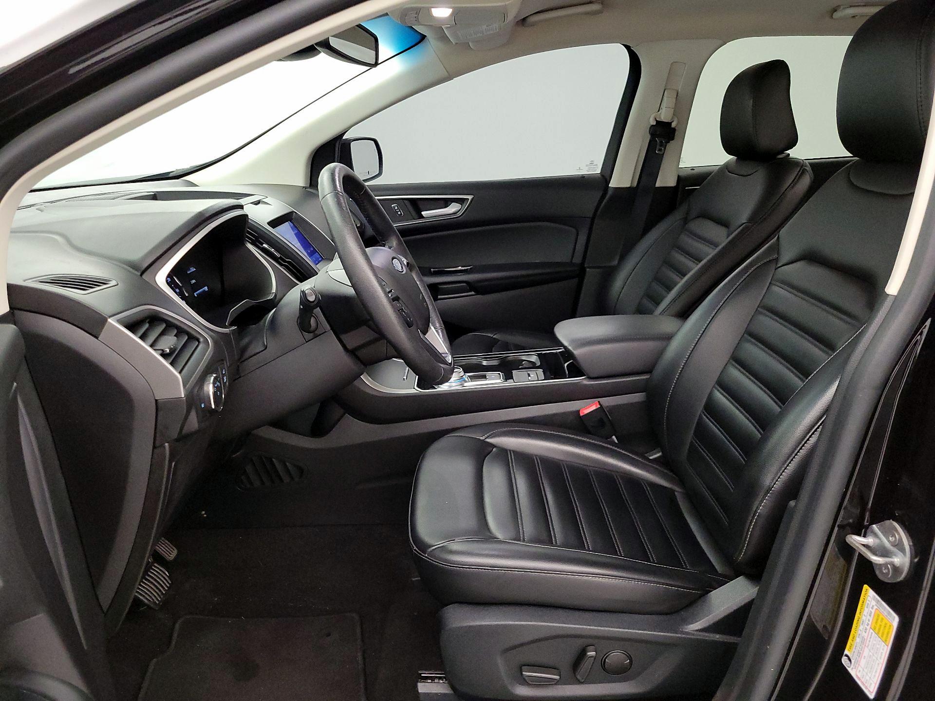 Thumbnail: 2020 Ford Edge - 11