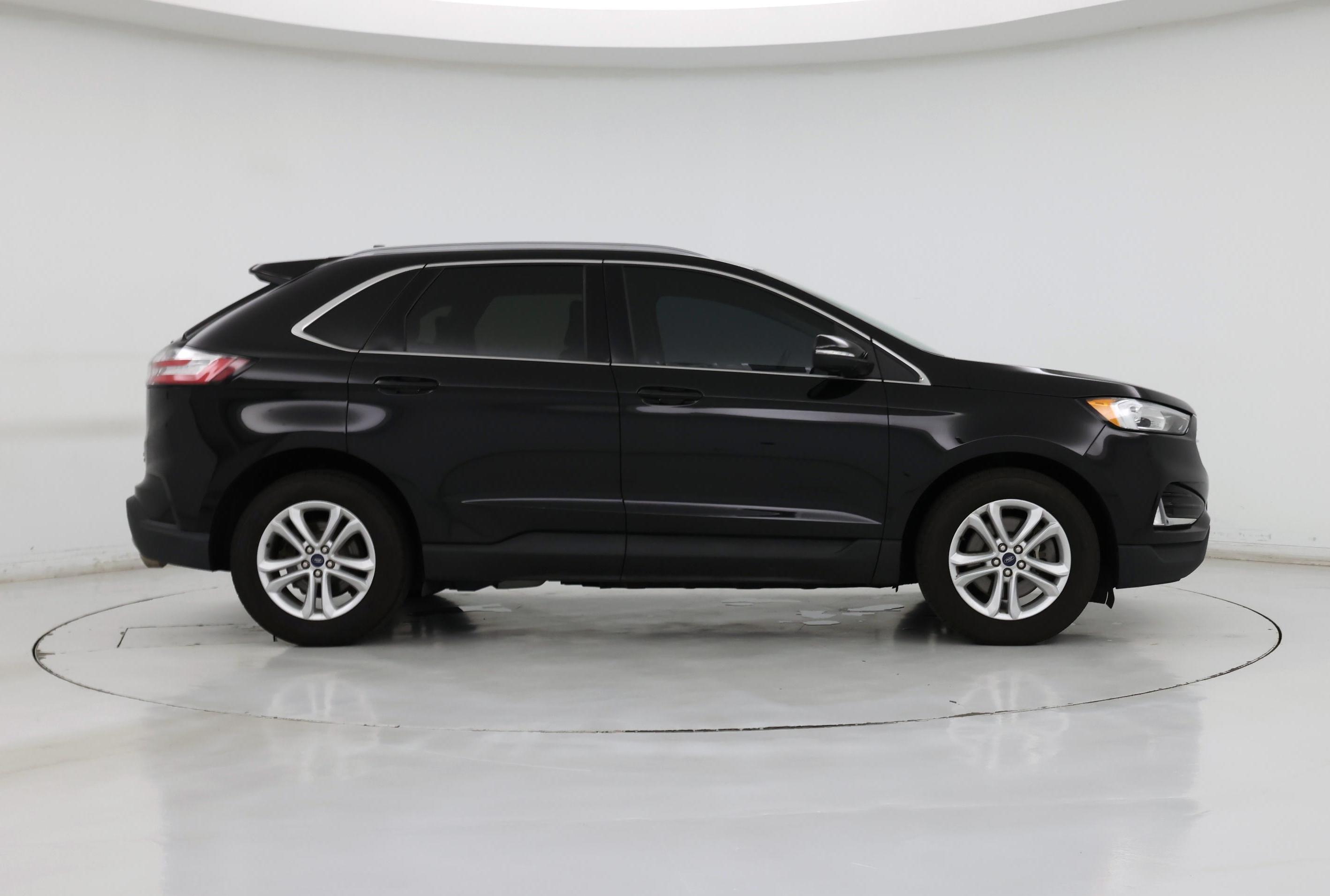 Thumbnail: 2020 Ford Edge - 7