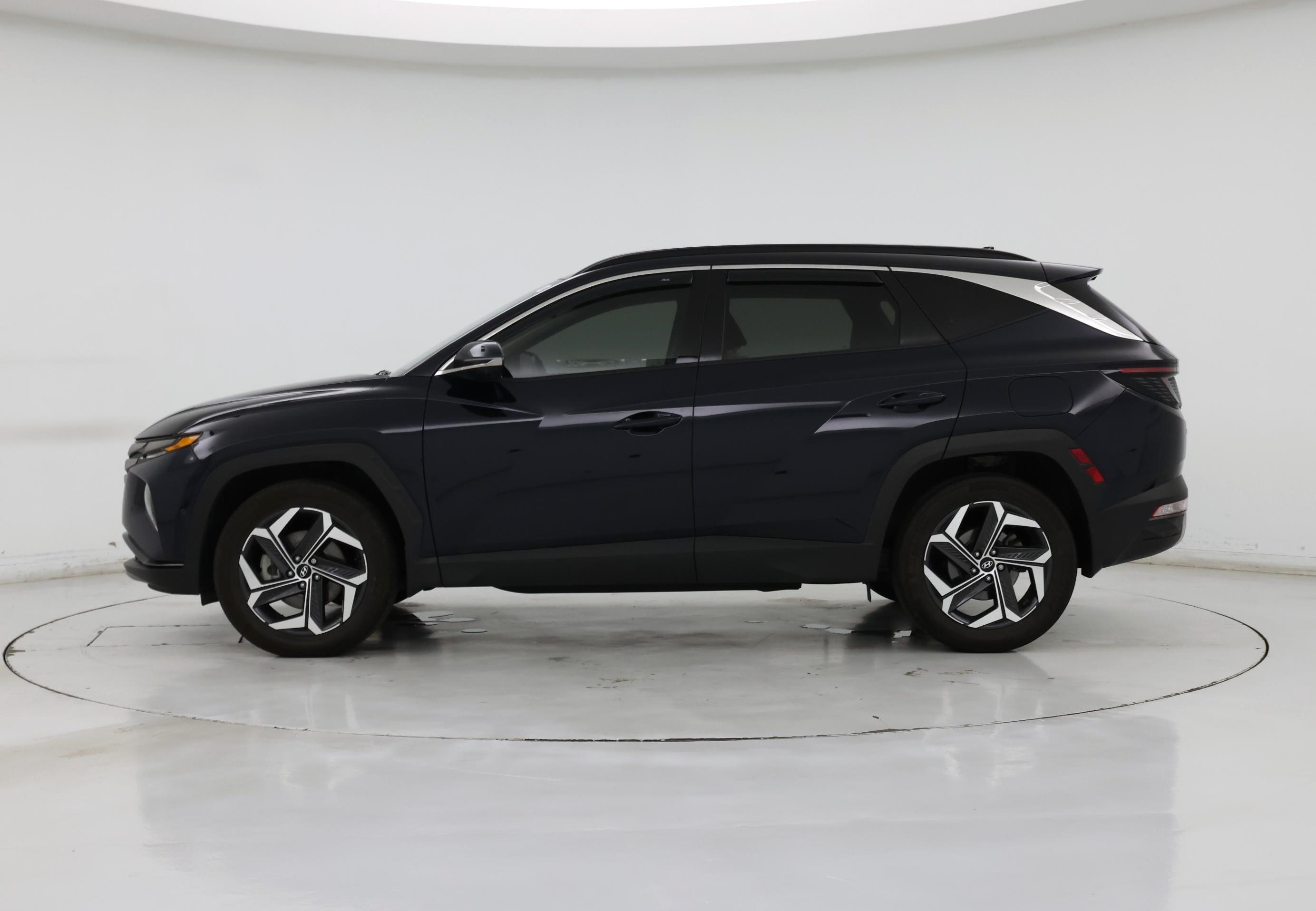 Thumbnail: 2022 Hyundai Tucson - 3