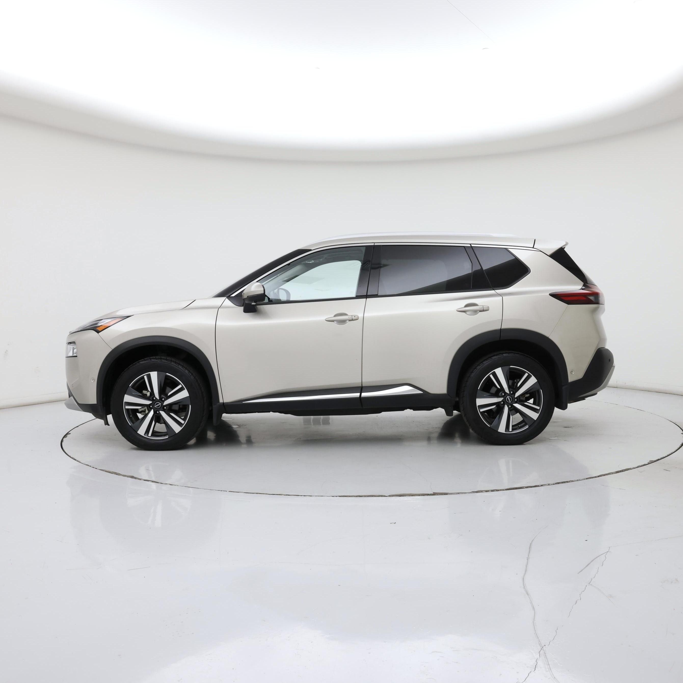 Thumbnail: 2022 Nissan Rogue - 3