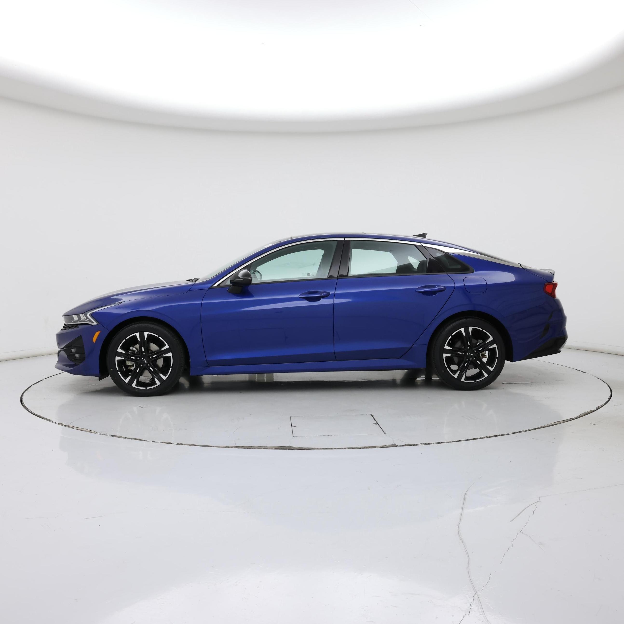 Thumbnail: 2022 Kia K5 - 3