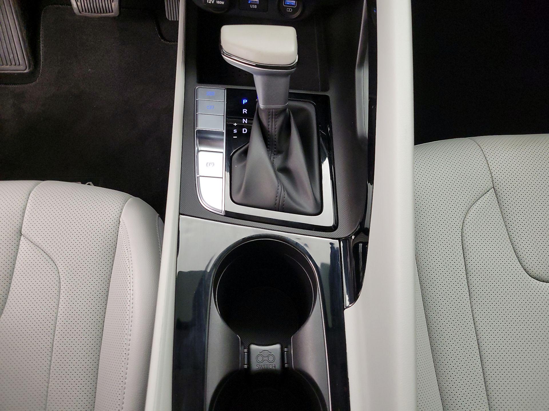 Thumbnail: 2023 Hyundai Elantra - 18