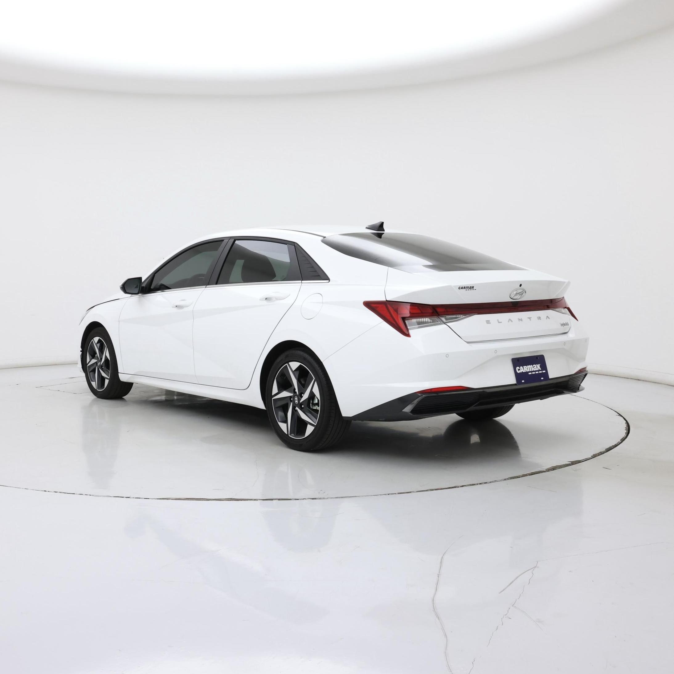 Thumbnail: 2023 Hyundai Elantra - 2