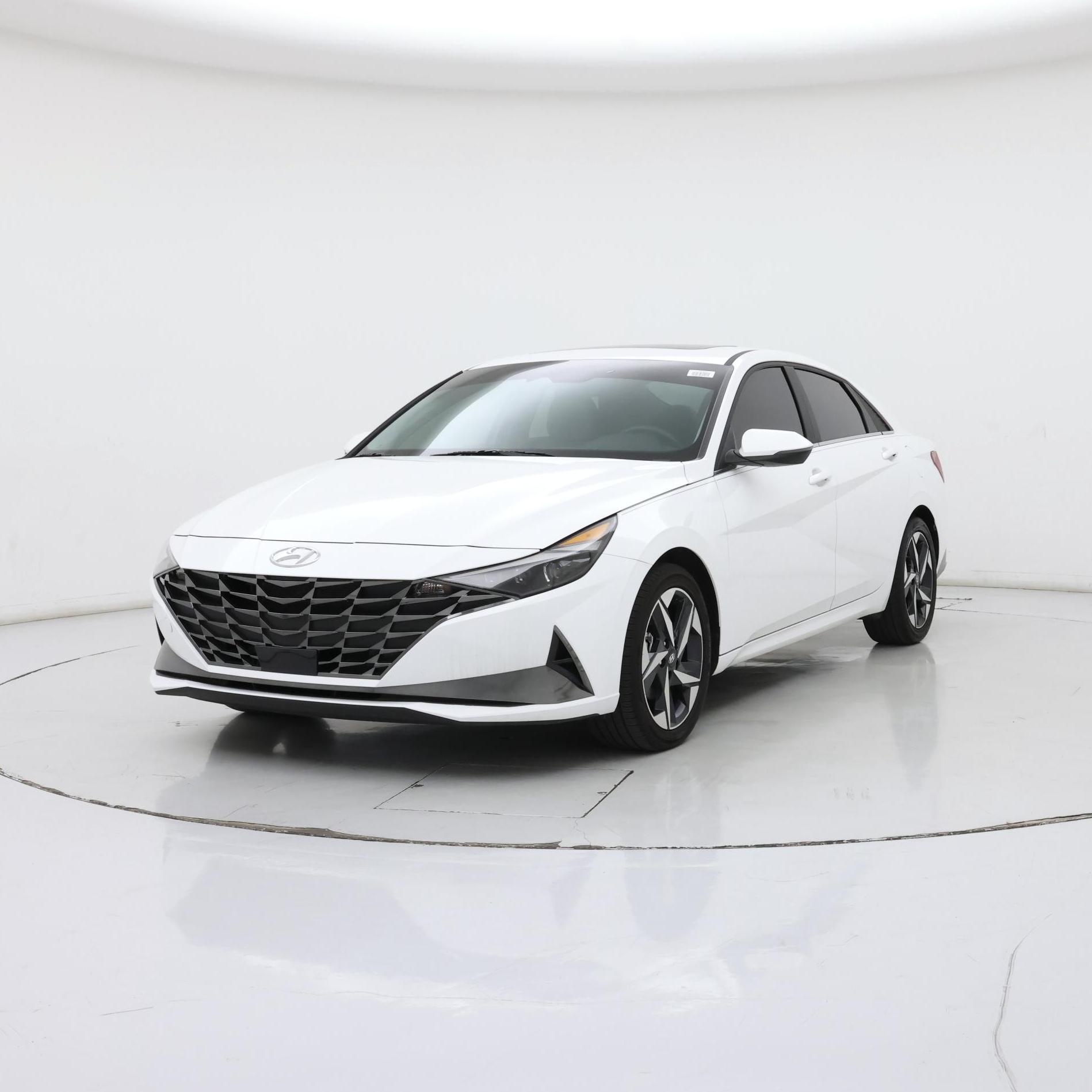 Thumbnail: 2023 Hyundai Elantra - 4