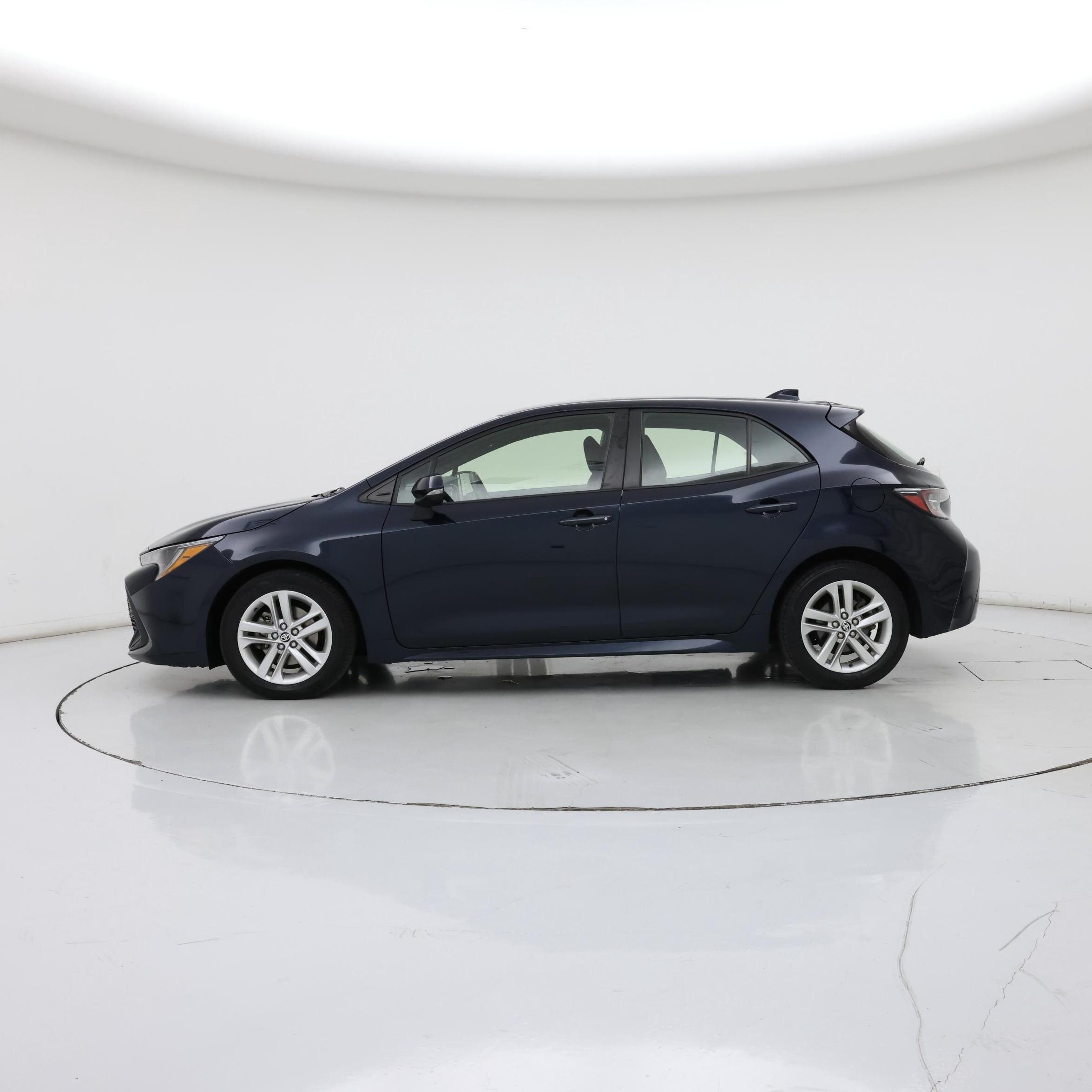 Thumbnail: 2022 Toyota Corolla - 3