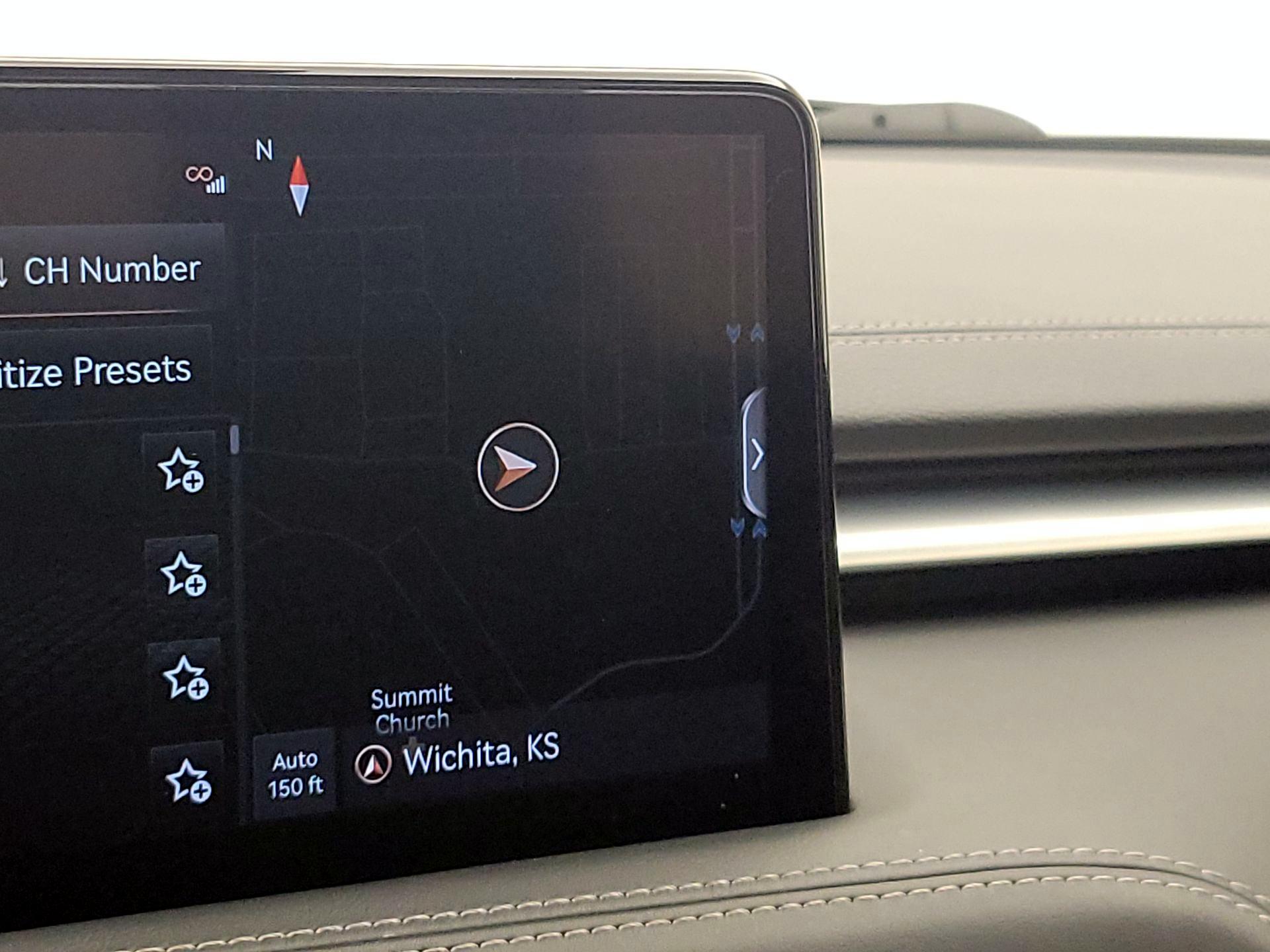 Thumbnail: 2022 Genesis G70 - 14