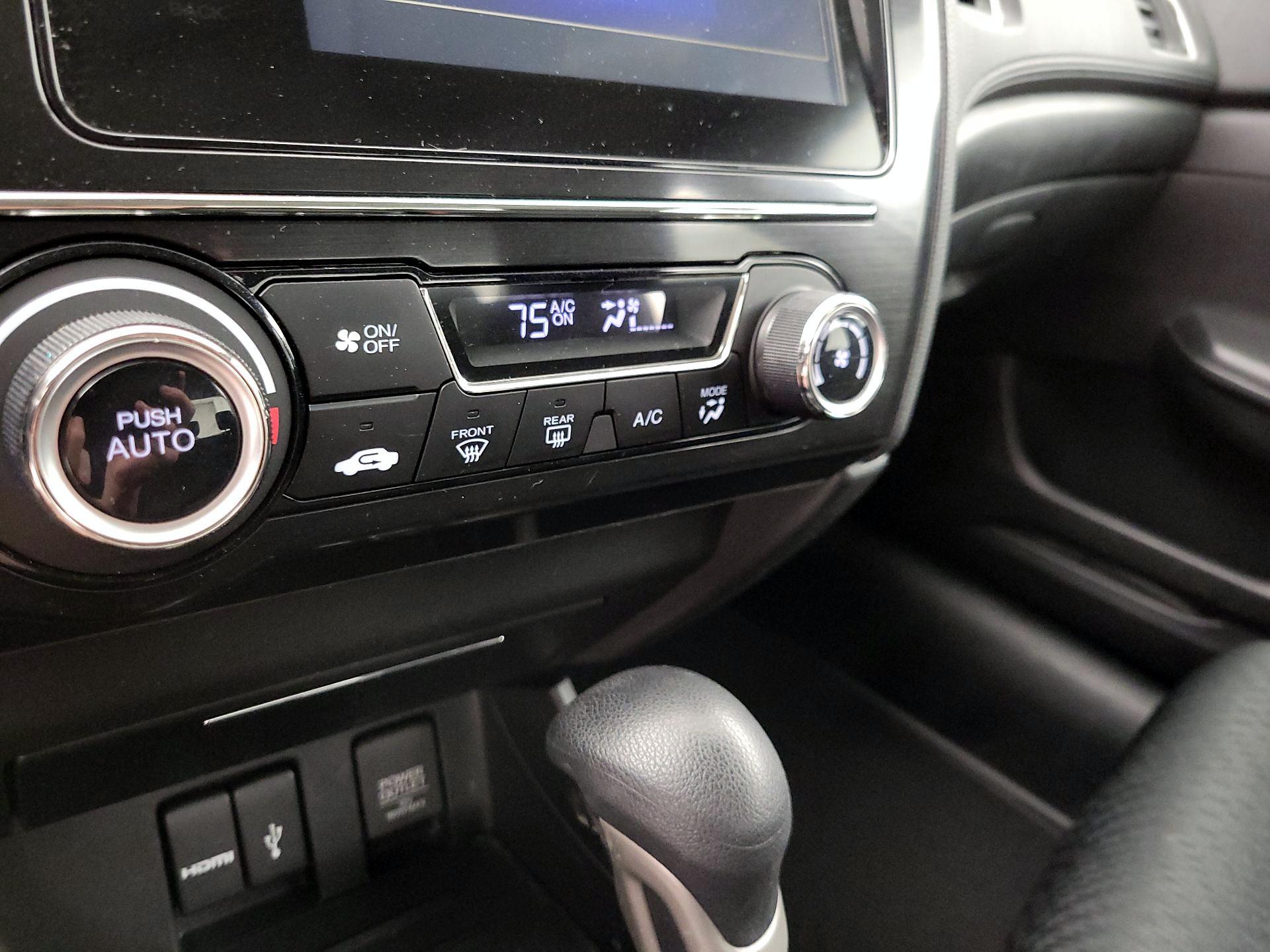 Thumbnail: 2015 Honda Civic - 16