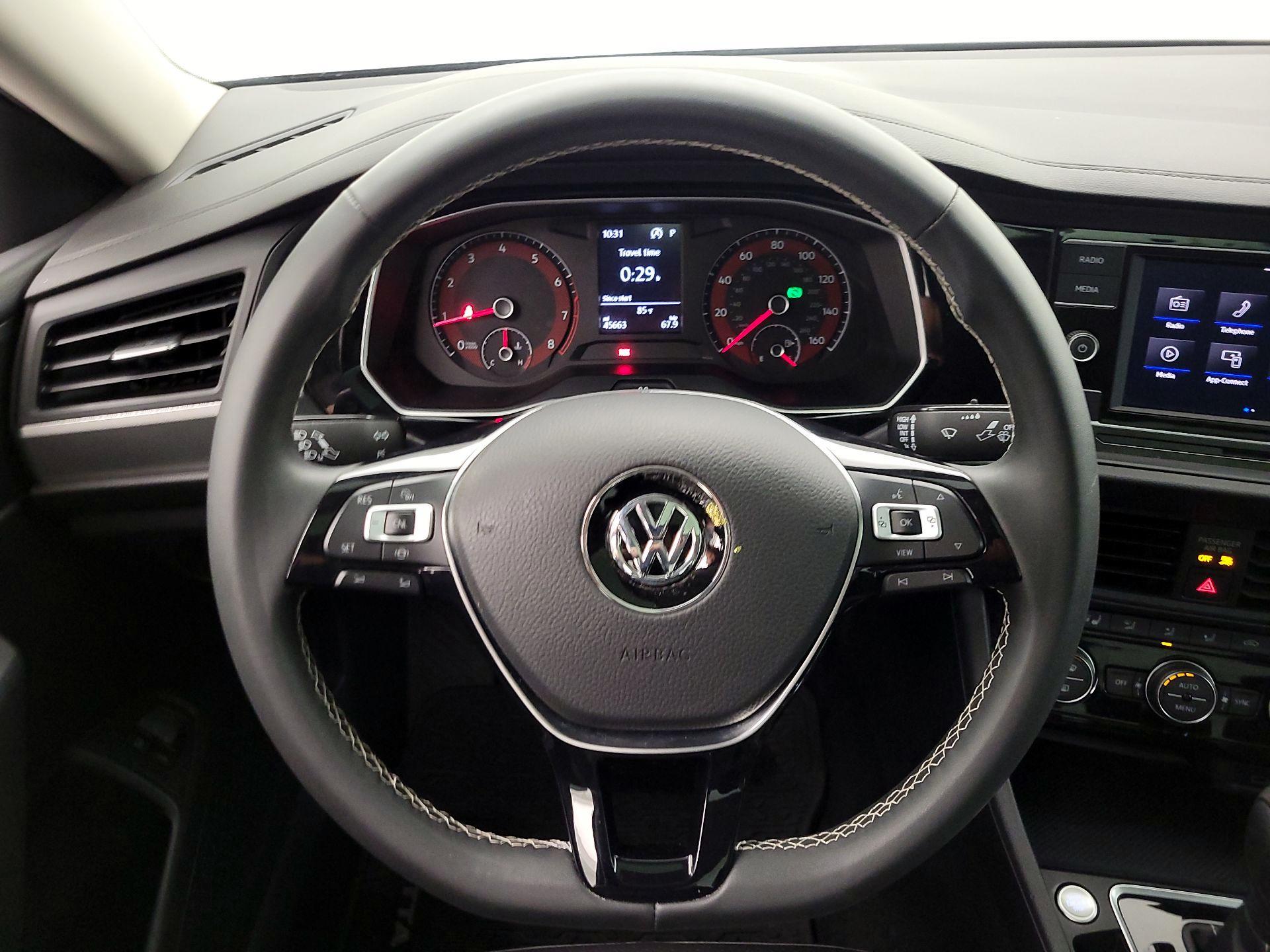 Thumbnail: 2021 Volkswagen Jetta - 10