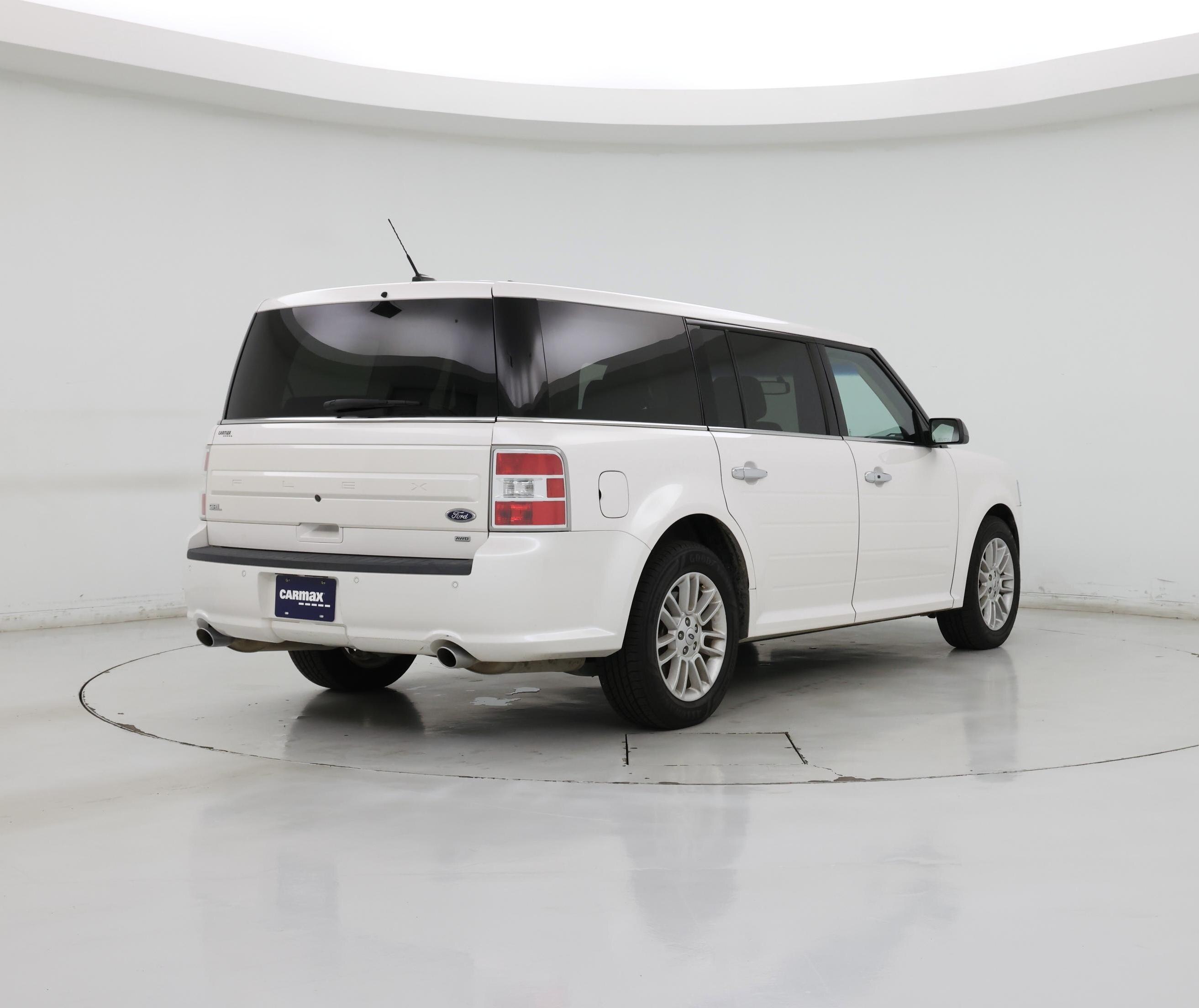 Thumbnail: 2018 Ford Flex - 8