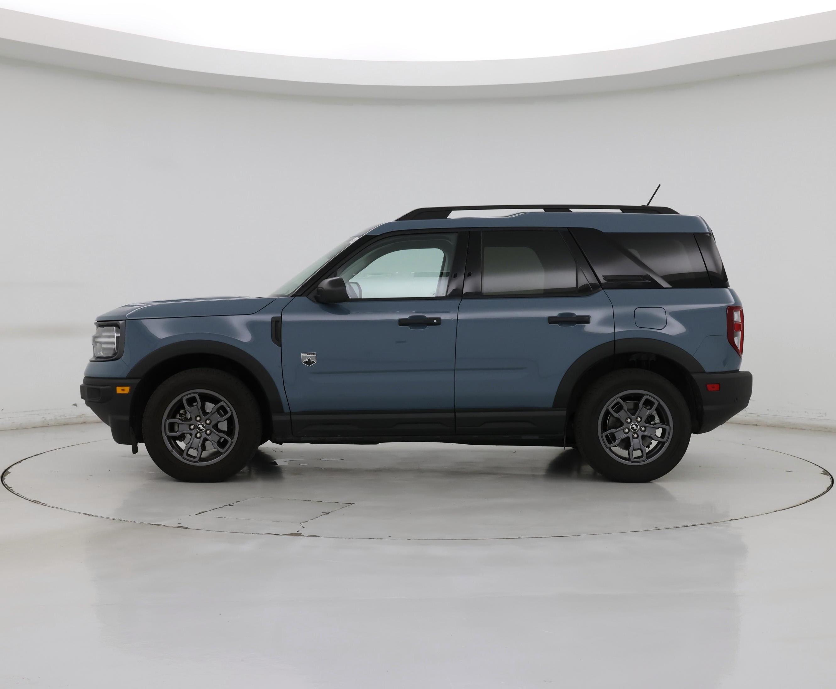 Thumbnail: 2022 Ford Bronco Sport - 3