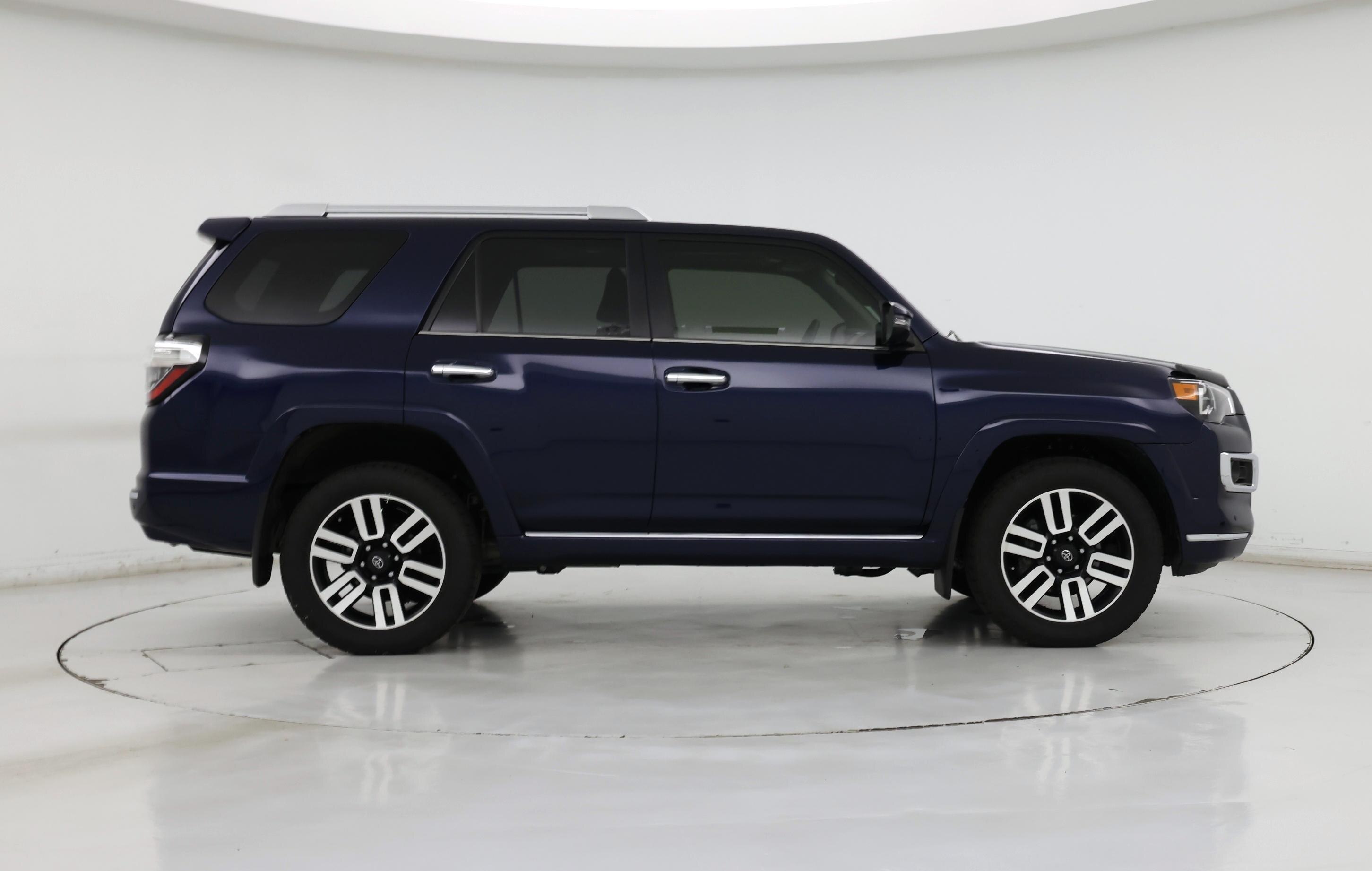 Thumbnail: 2022 Toyota 4Runner - 7