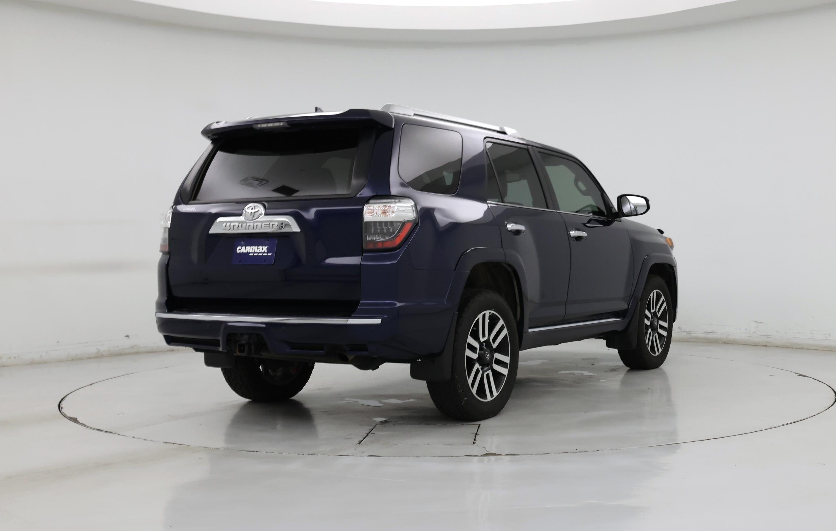 Thumbnail: 2022 Toyota 4Runner - 8