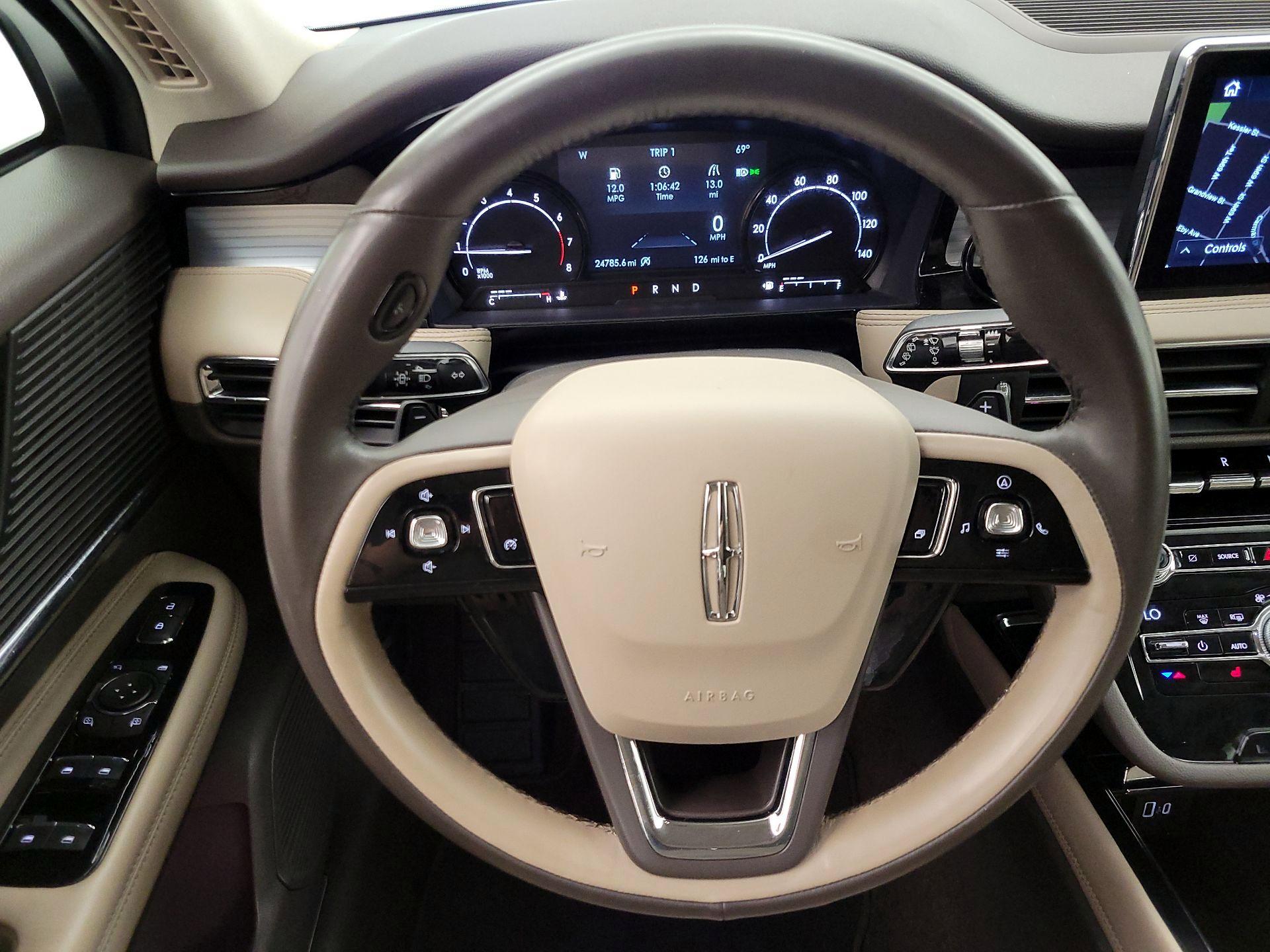 Thumbnail: 2020 Lincoln Corsair - 10