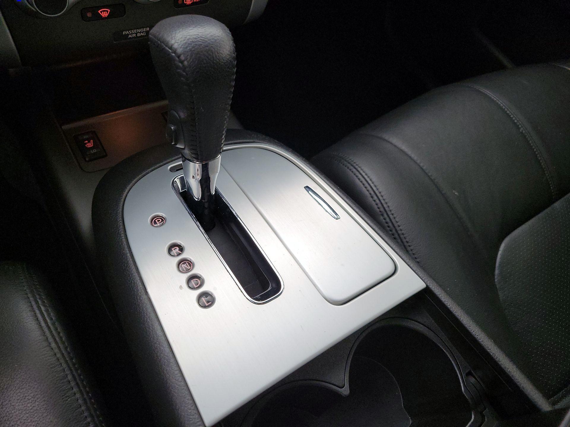 Thumbnail: 2013 Nissan Murano - 17