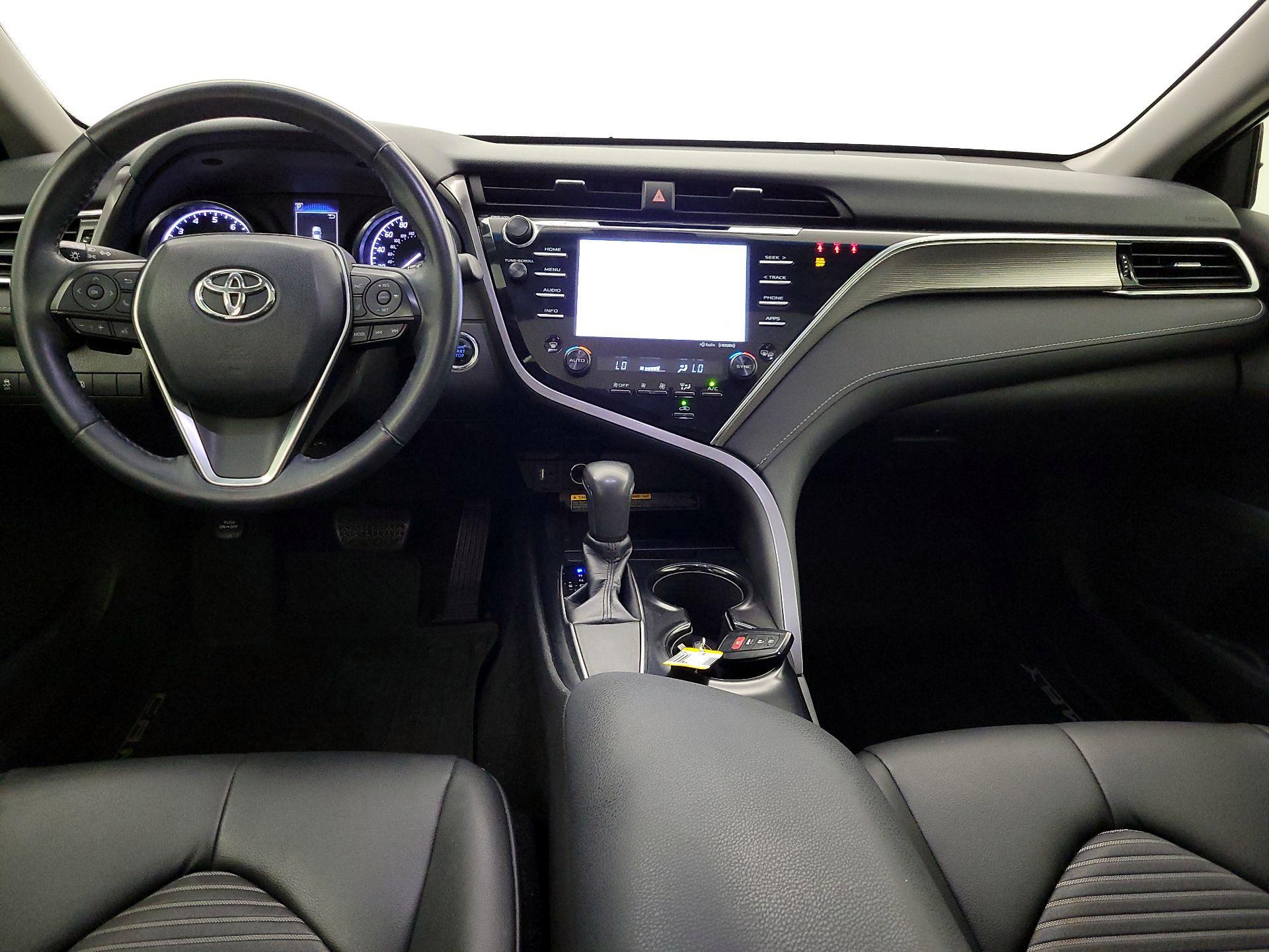 Thumbnail: 2018 Toyota Camry - 9