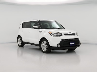 White 2016 Kia Soul +