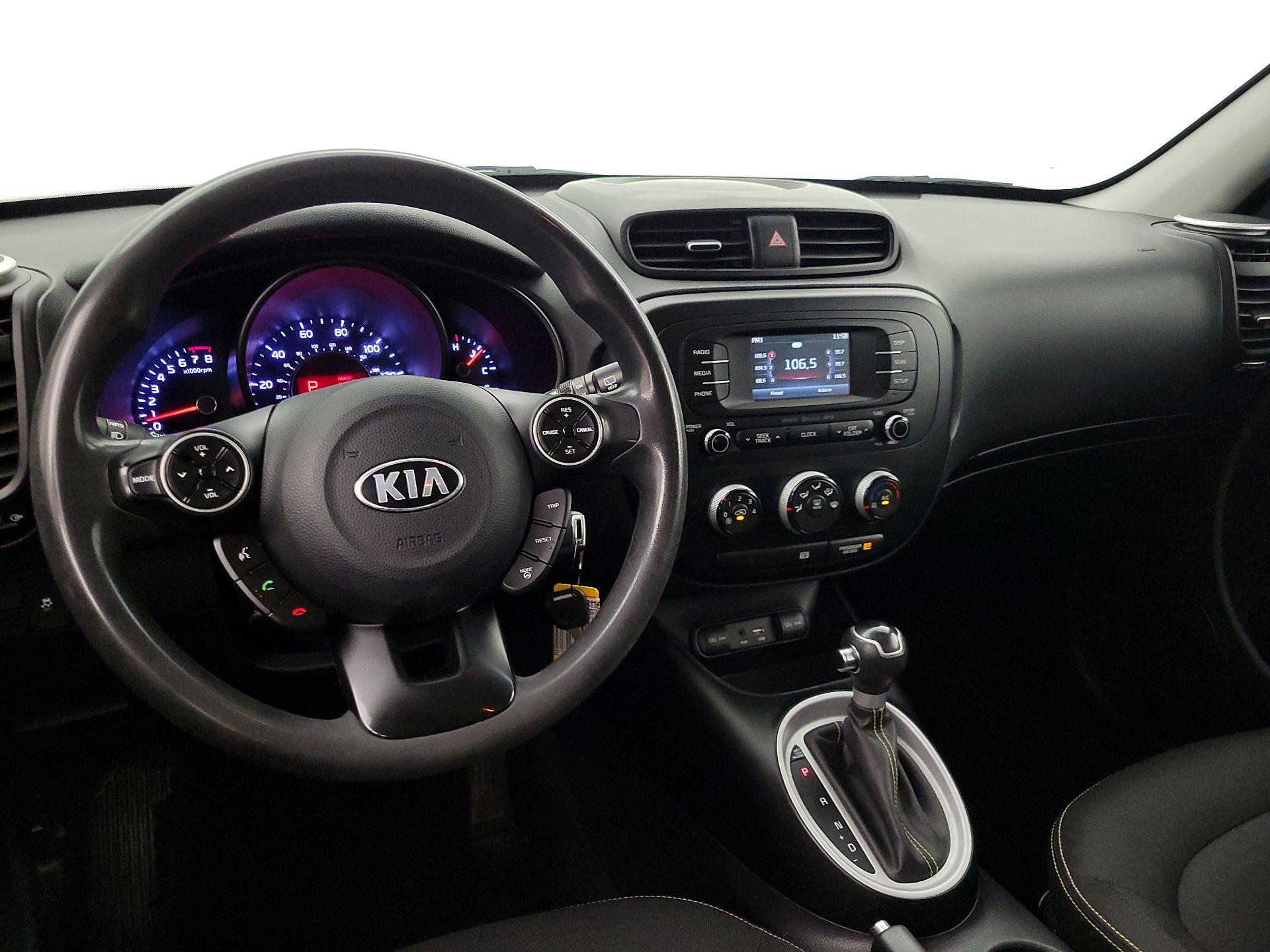Thumbnail: 2016 Kia Soul - 9