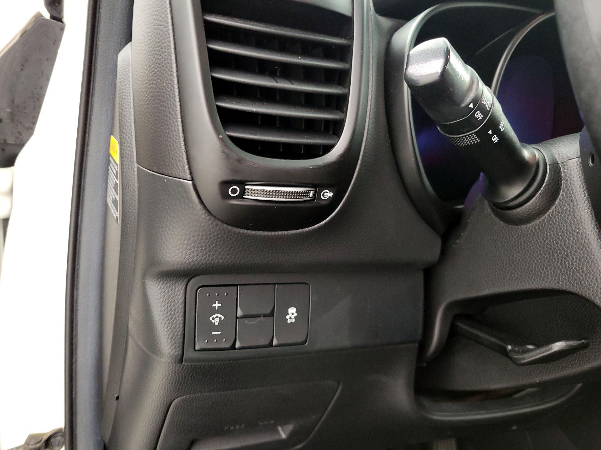 Thumbnail: 2016 Kia Soul - 13