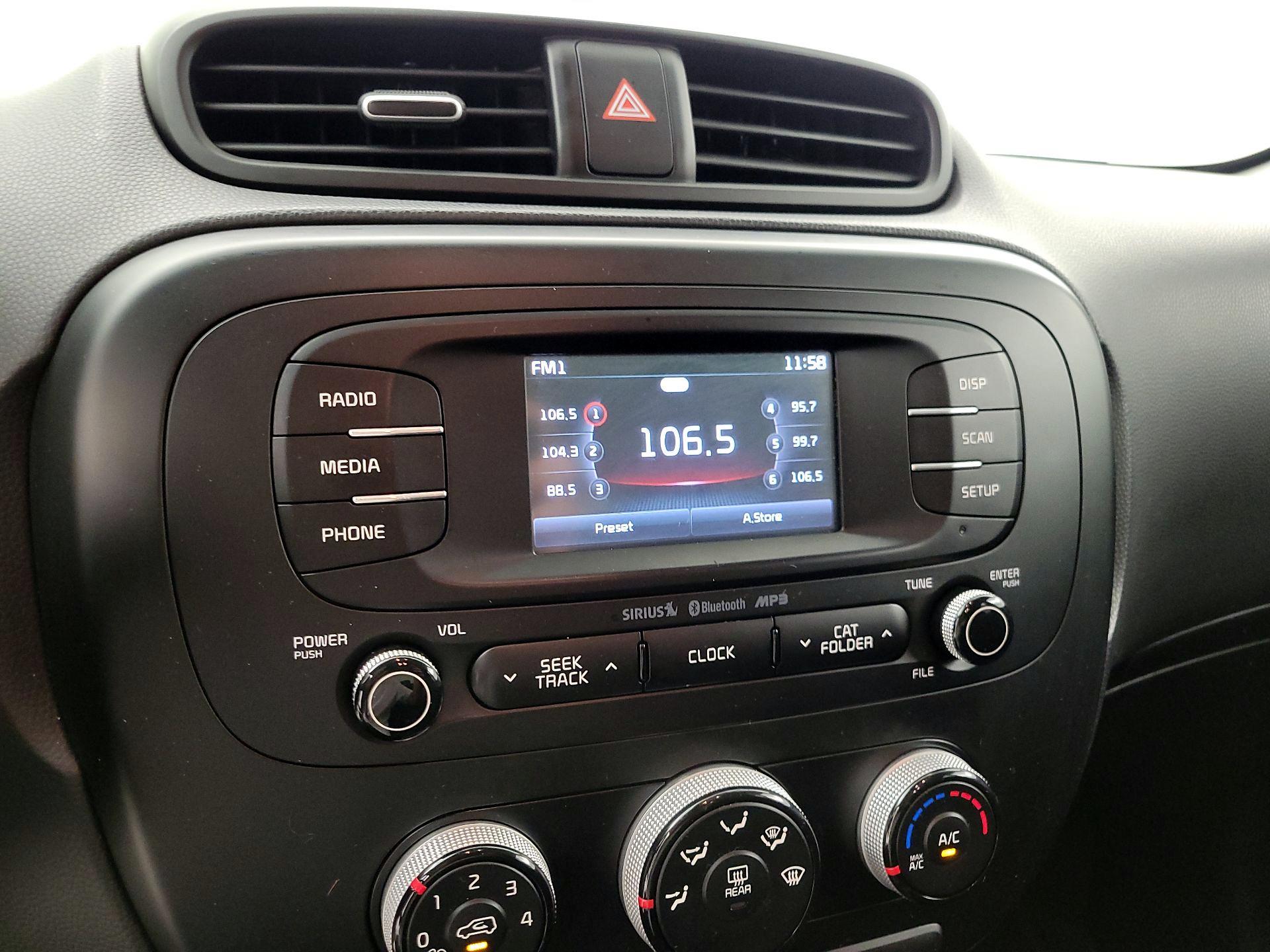 Thumbnail: 2016 Kia Soul - 15