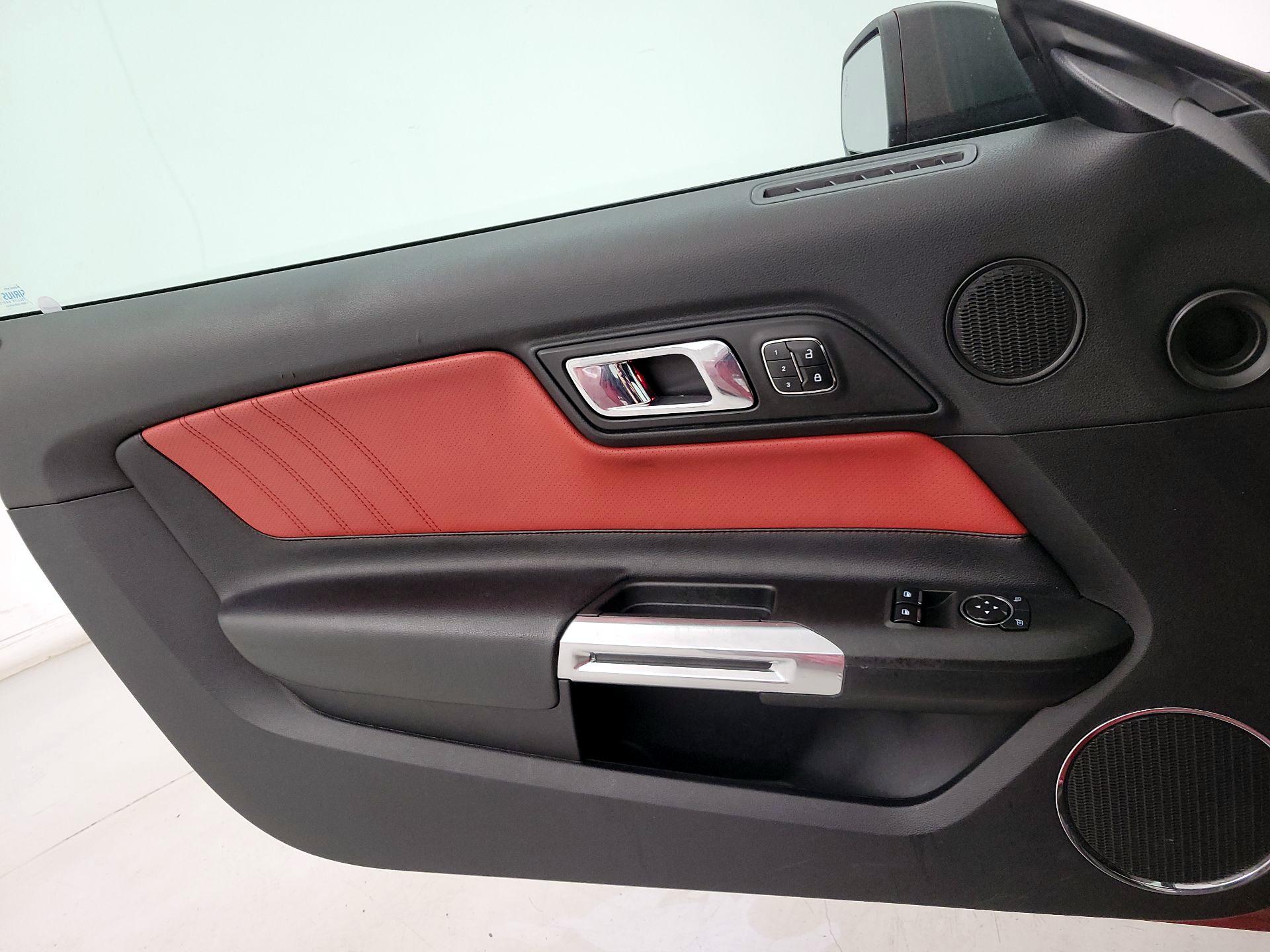 Thumbnail: 2016 Ford Mustang - 12