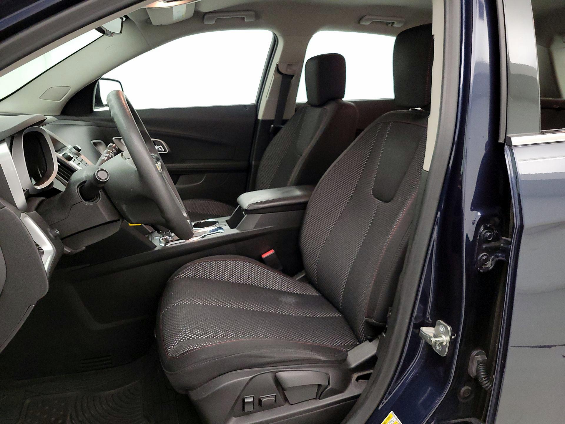 Thumbnail: 2017 Chevrolet Equinox - 11