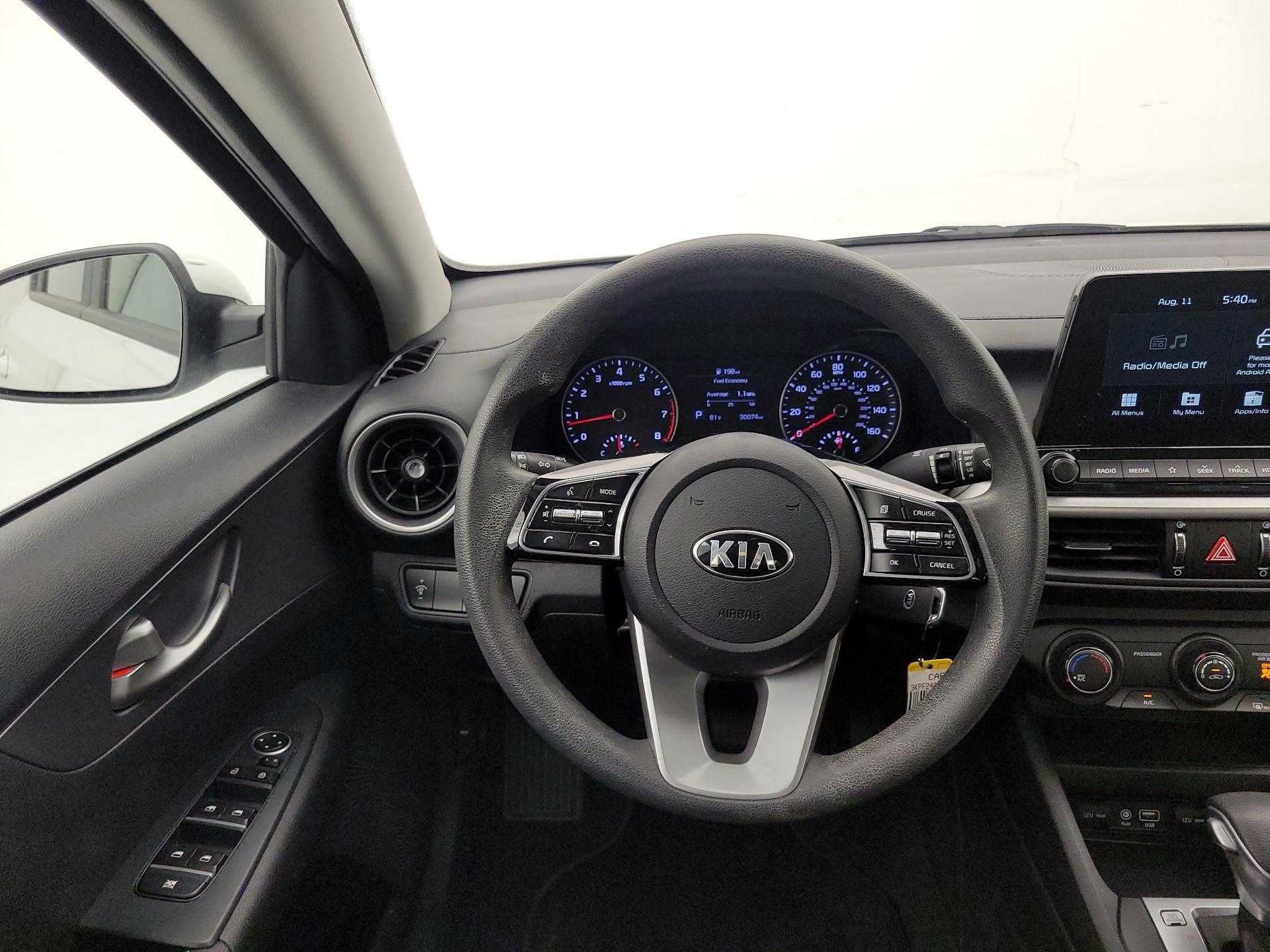 Thumbnail: 2021 Kia Forte - 10