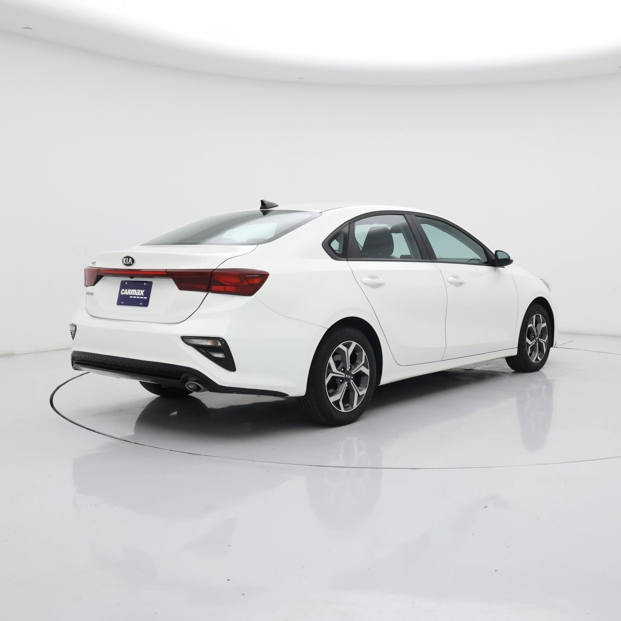 Thumbnail: 2021 Kia Forte - 8
