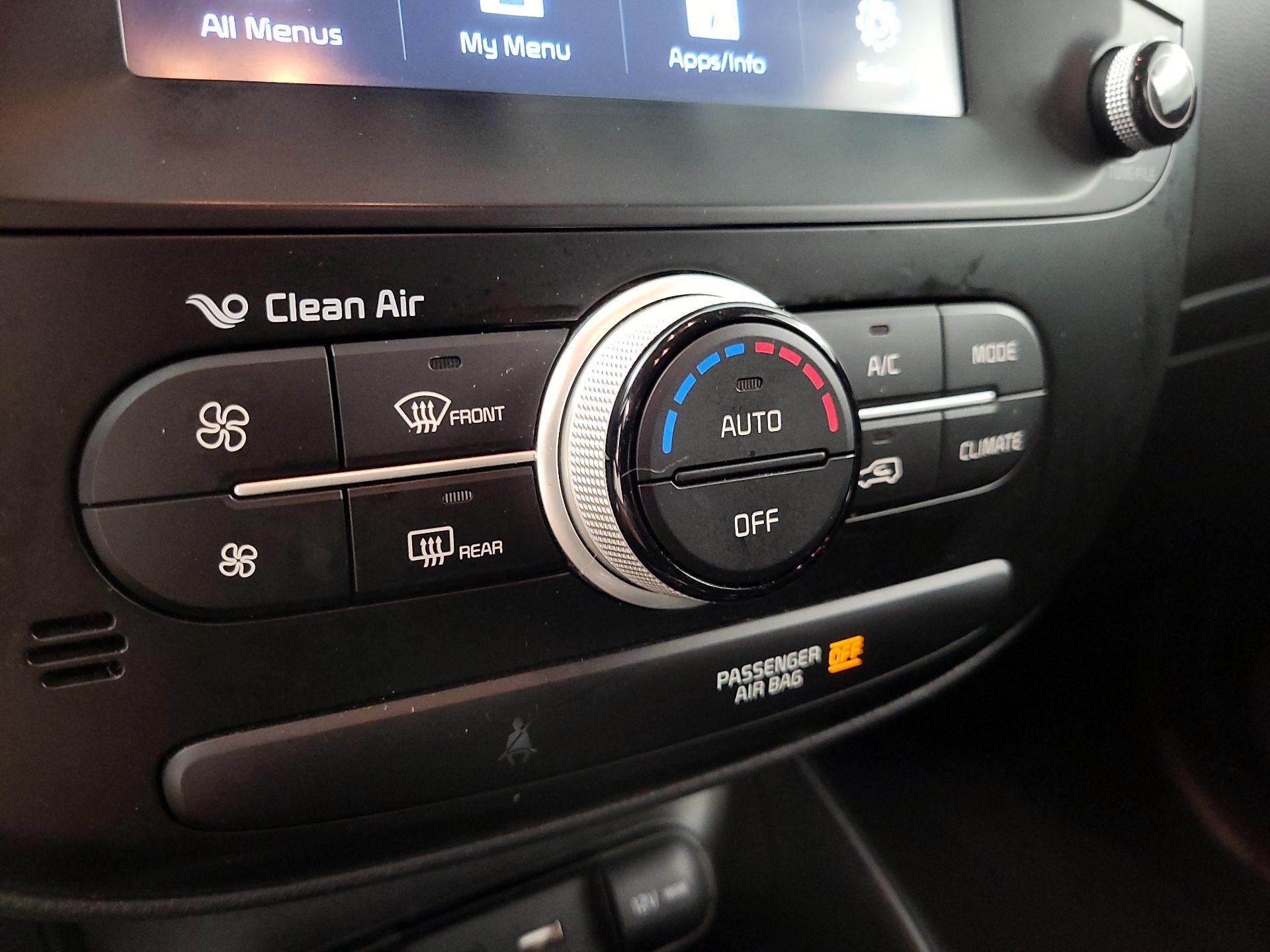 Thumbnail: 2019 Kia Soul - 16