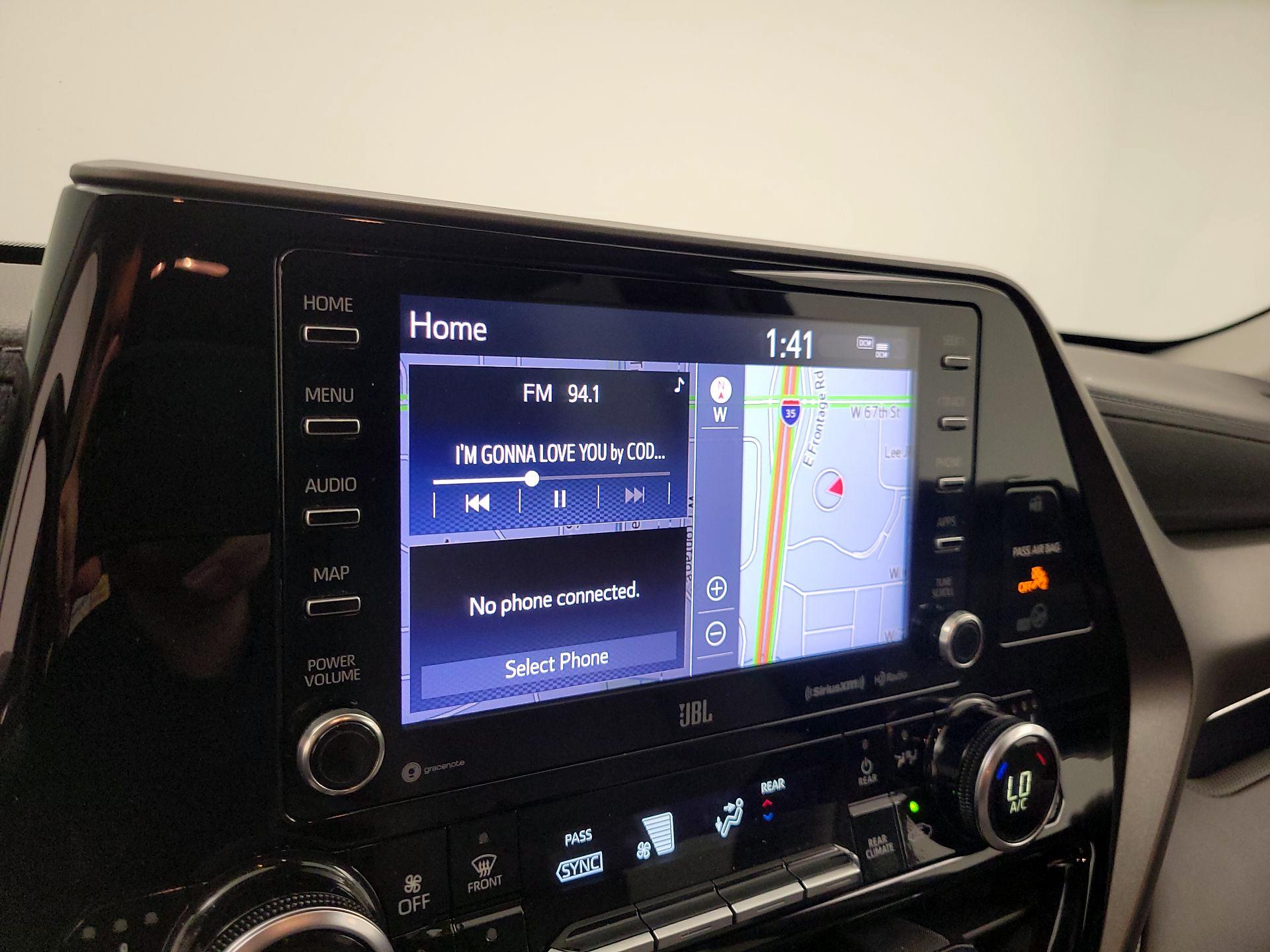 Thumbnail: 2020 Toyota Highlander - 16