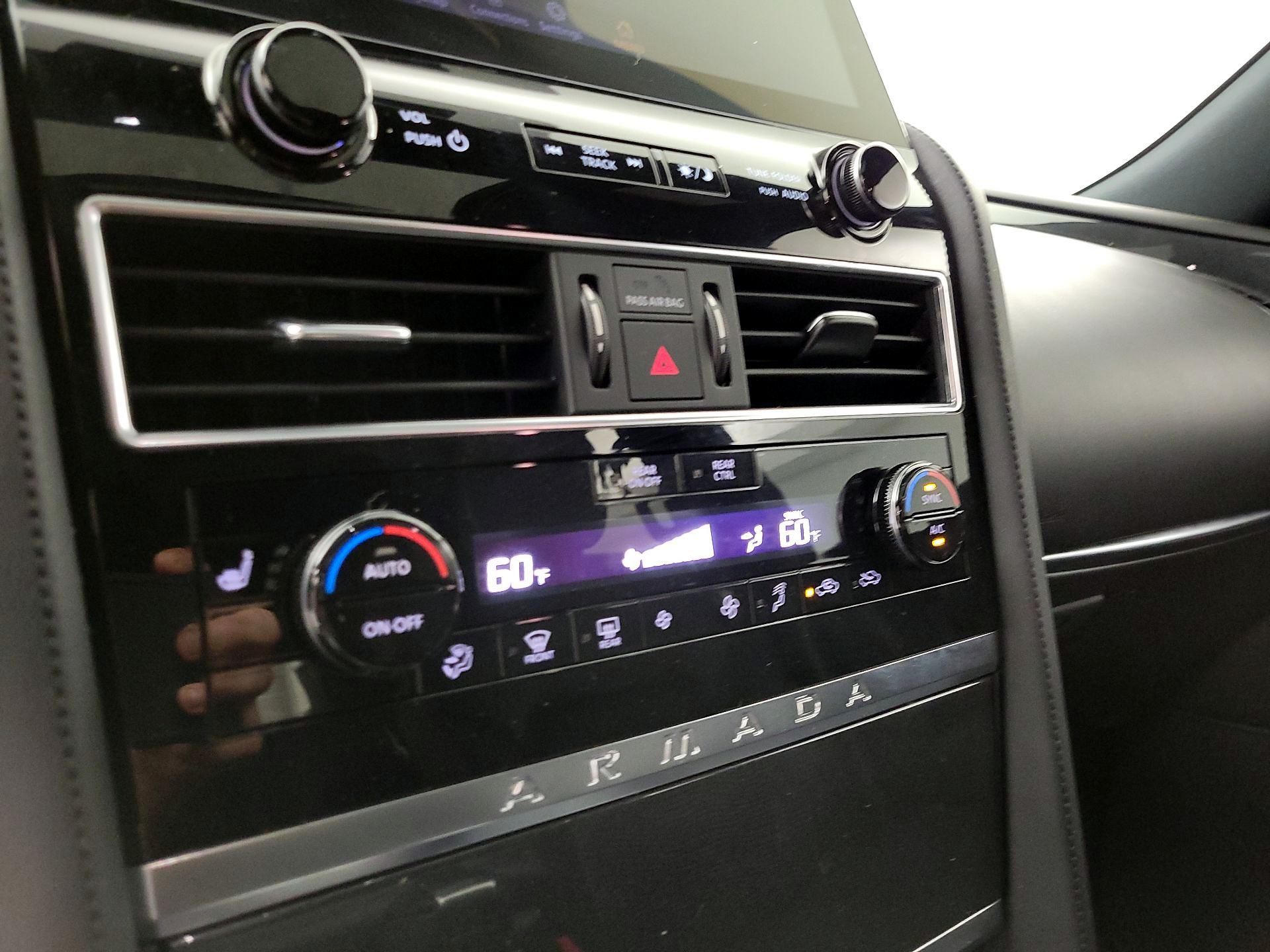 Thumbnail: 2021 Nissan Armada - 17