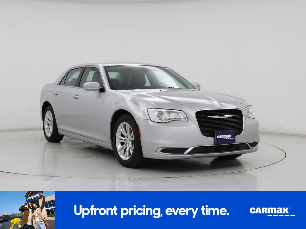 2020 Chrysler 300 Touring L