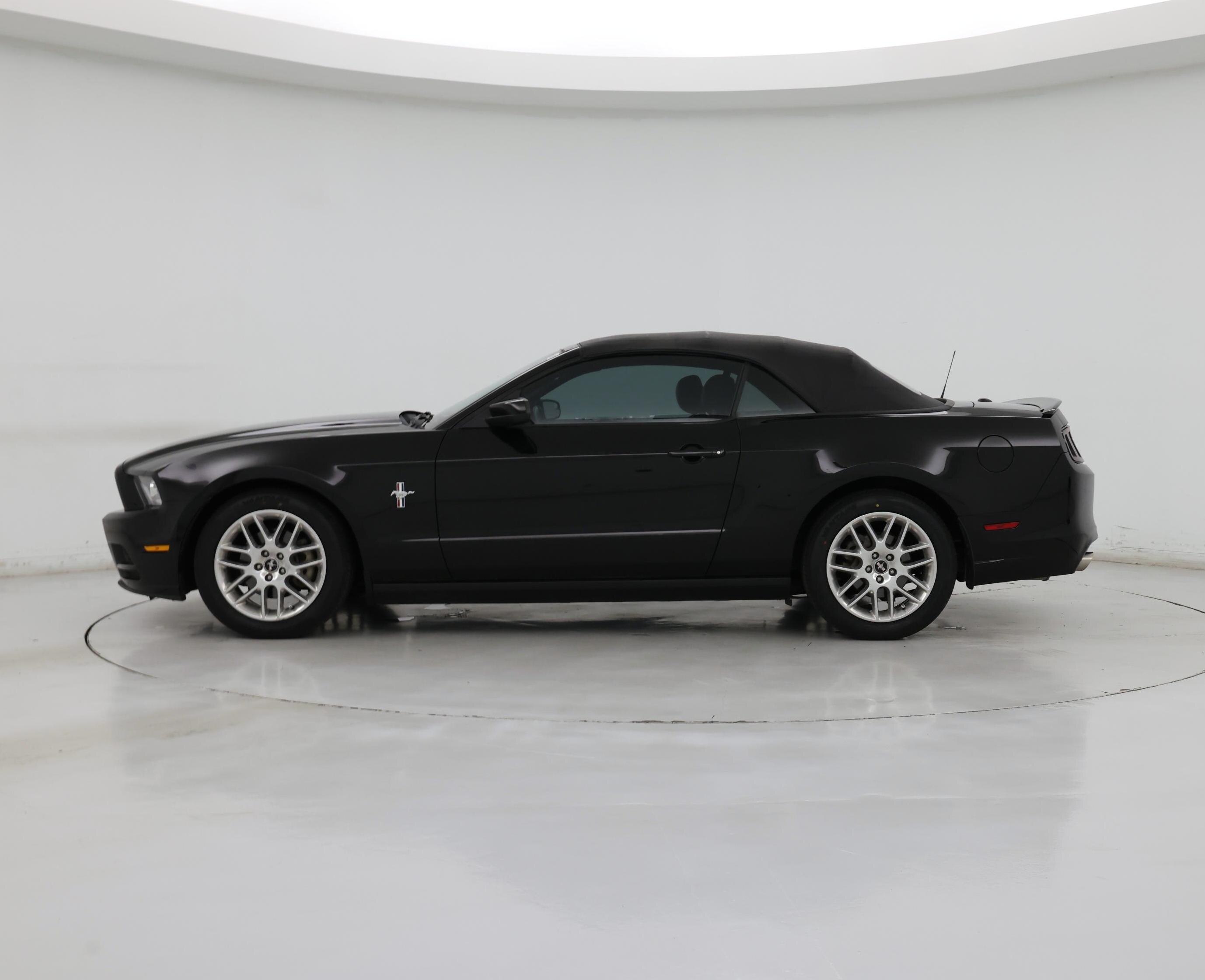 Thumbnail: 2014 Ford Mustang - 3
