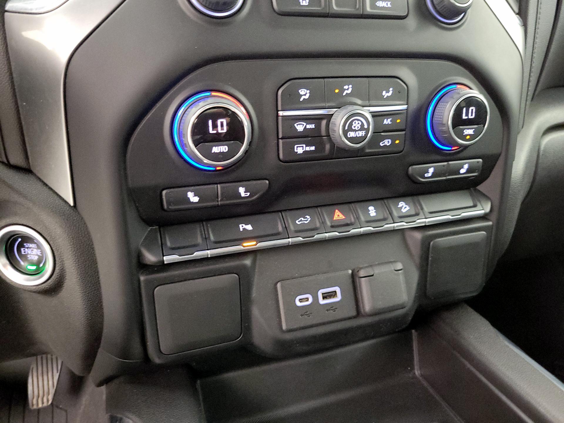Thumbnail: 2022 Chevrolet Silverado 1500 - 16