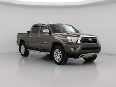 Green 2015 Toyota Tacoma