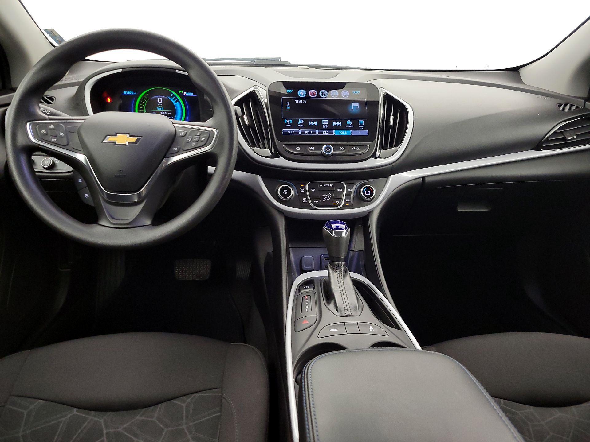 Thumbnail: 2018 Chevrolet Volt - 9
