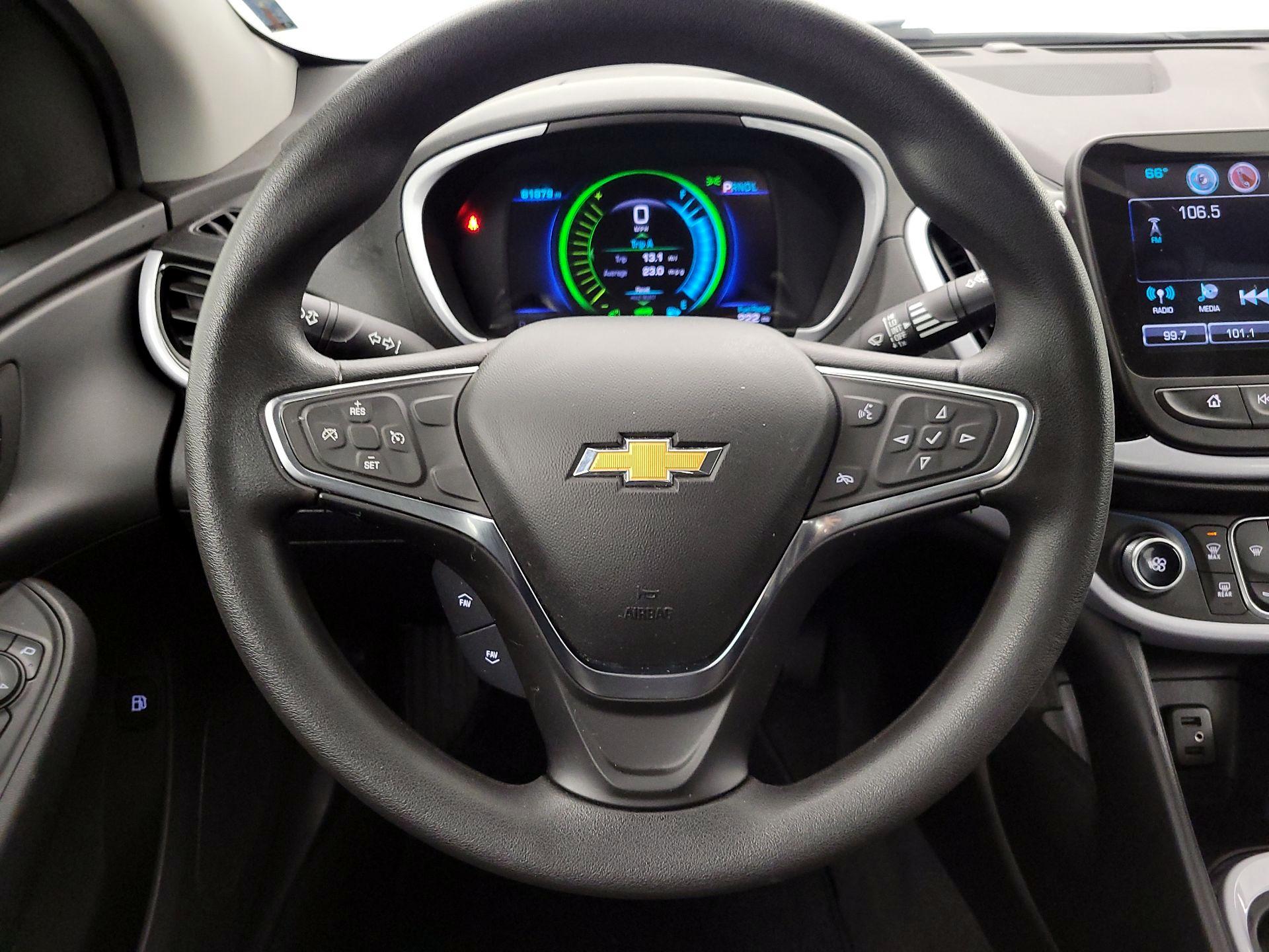 Thumbnail: 2018 Chevrolet Volt - 10