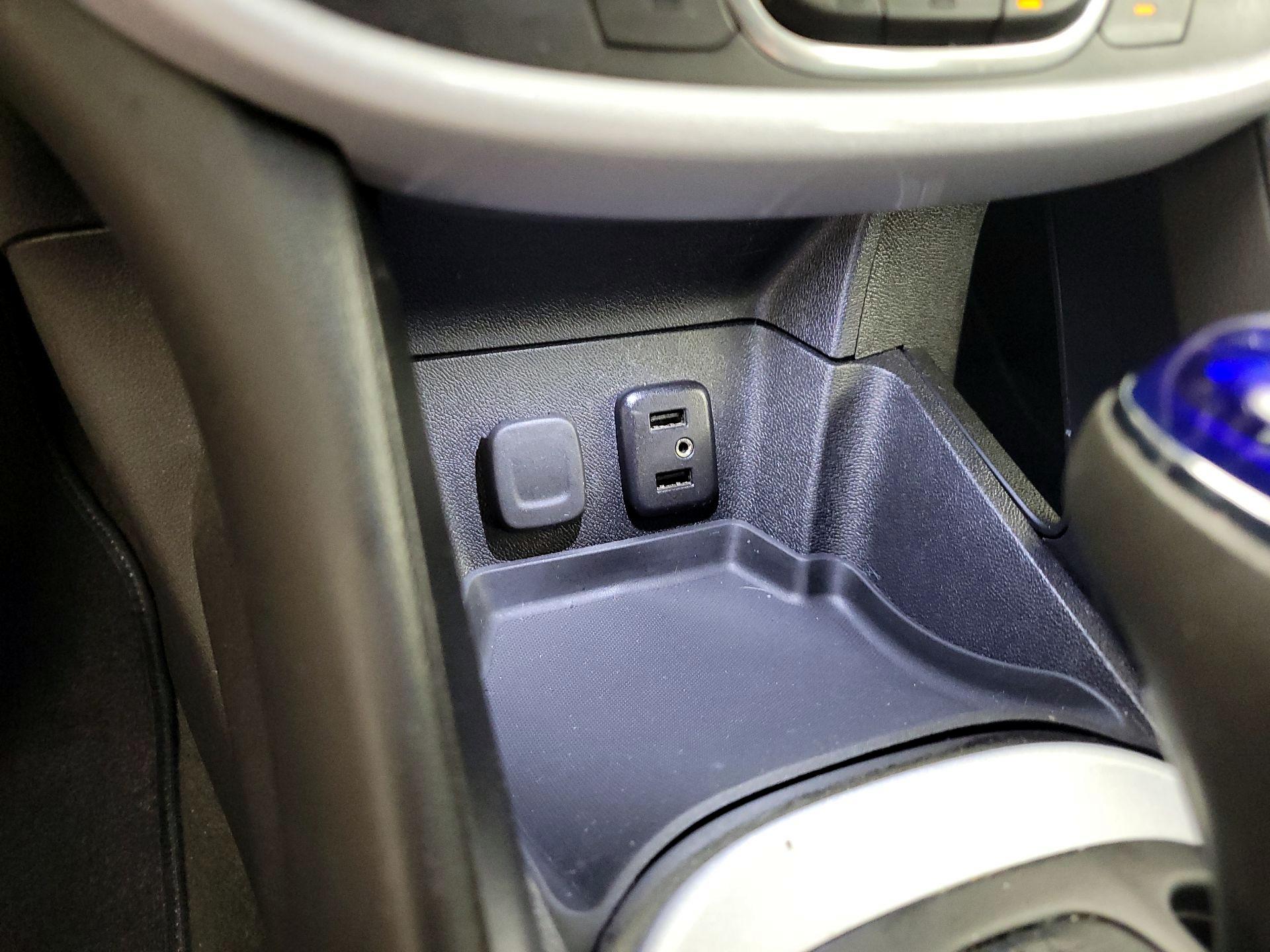 Thumbnail: 2018 Chevrolet Volt - 18