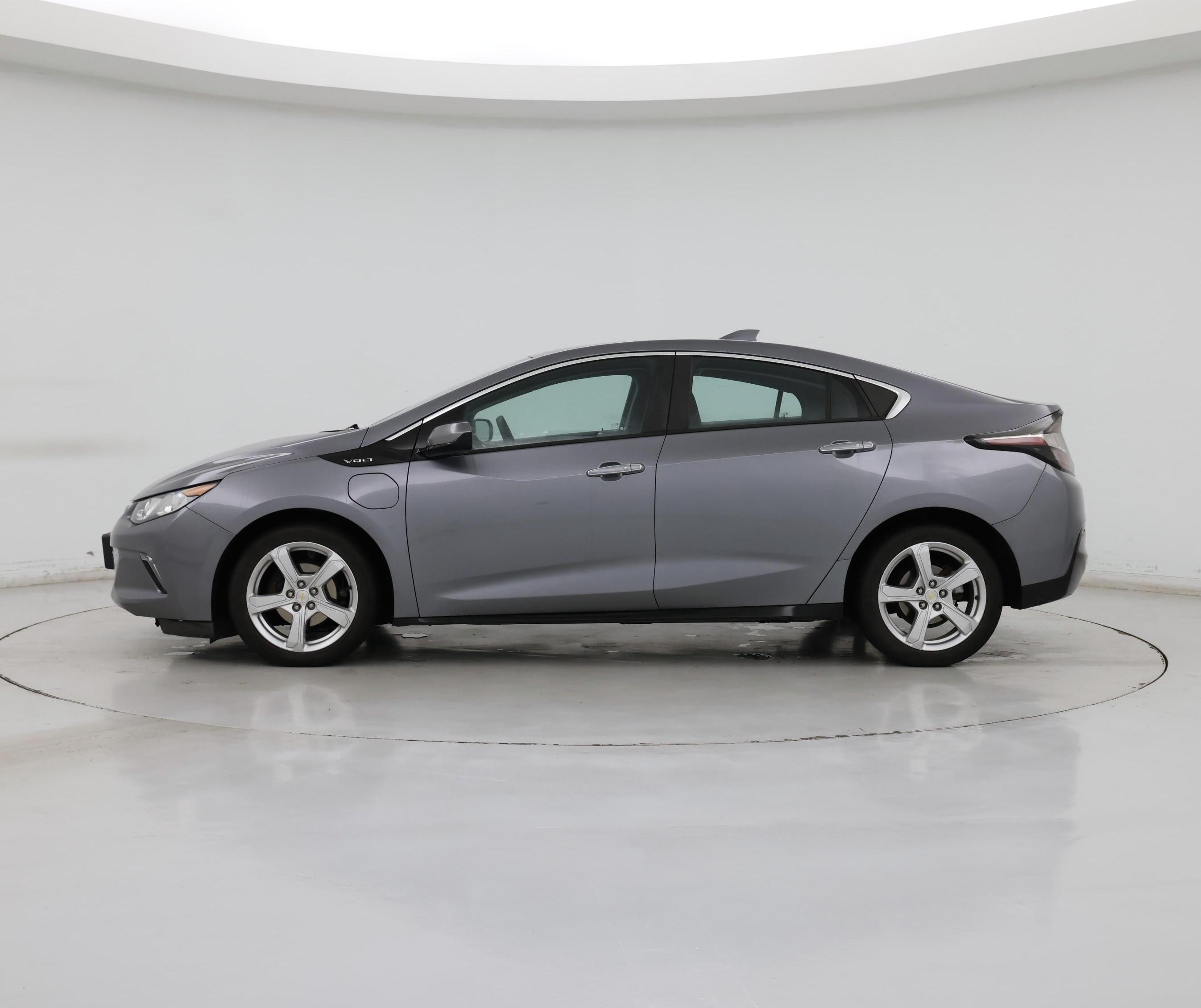 Thumbnail: 2018 Chevrolet Volt - 3