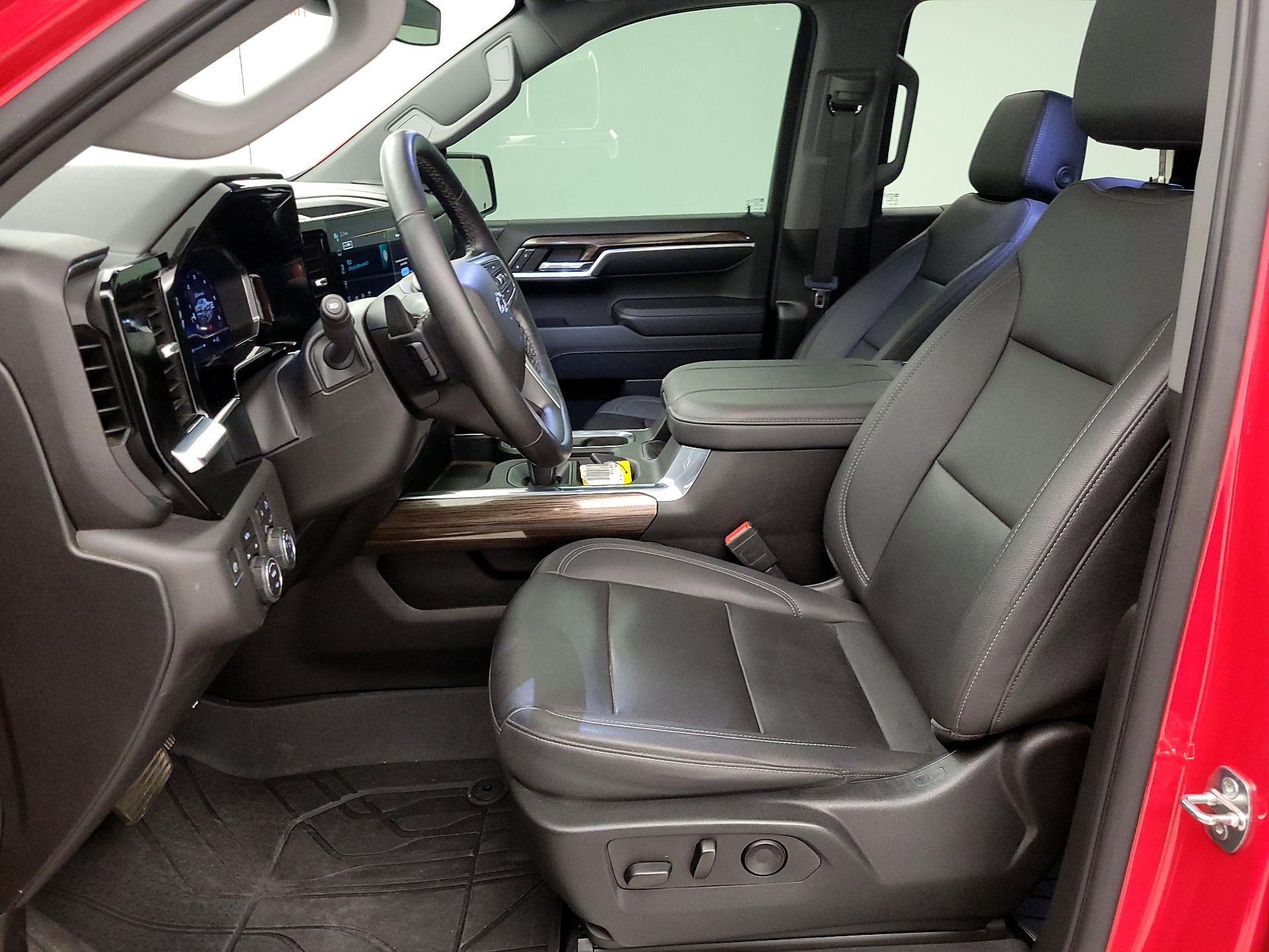 Thumbnail: 2023 Chevrolet Silverado 1500 - 11