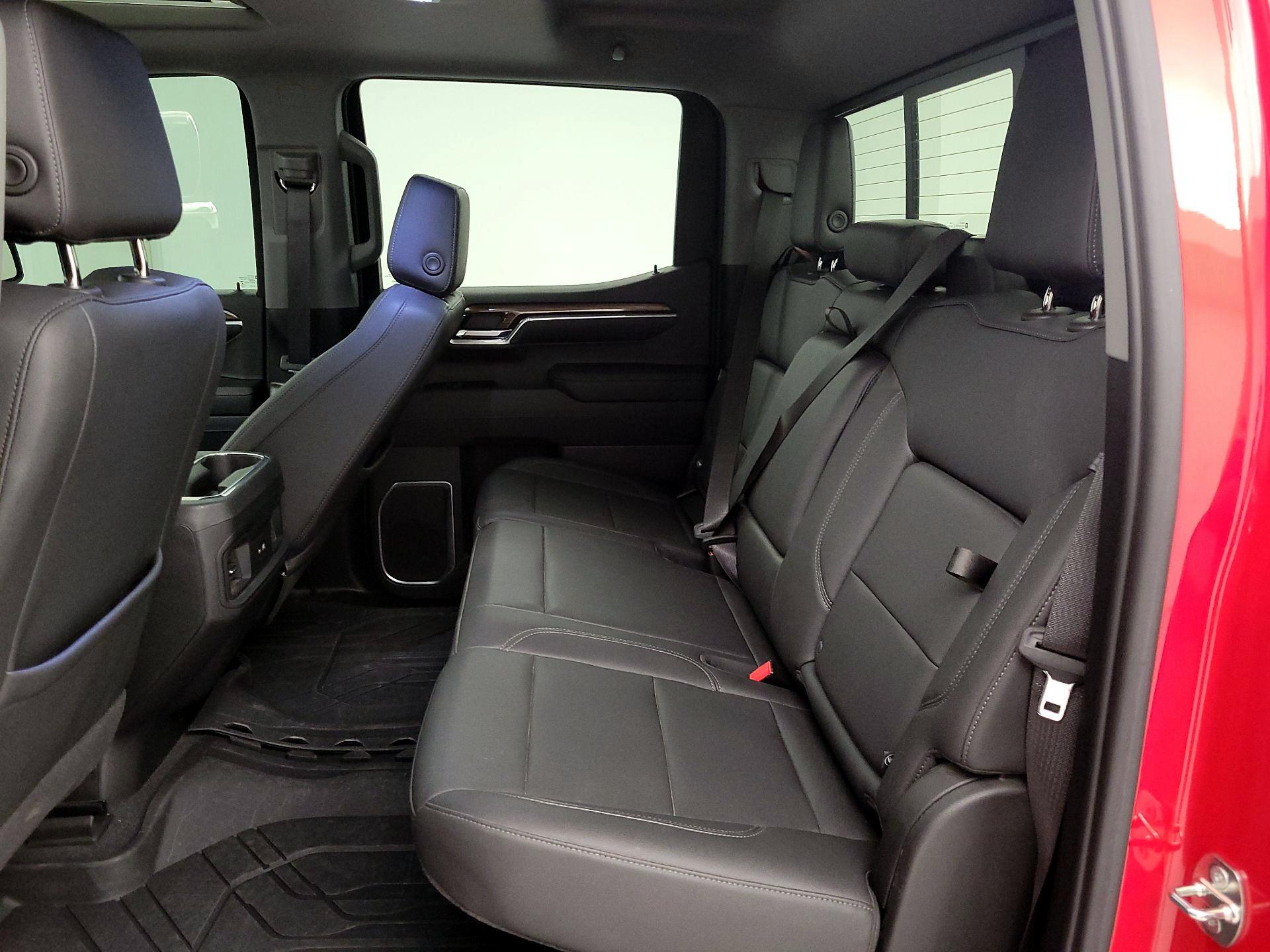 Thumbnail: 2023 Chevrolet Silverado 1500 - 20