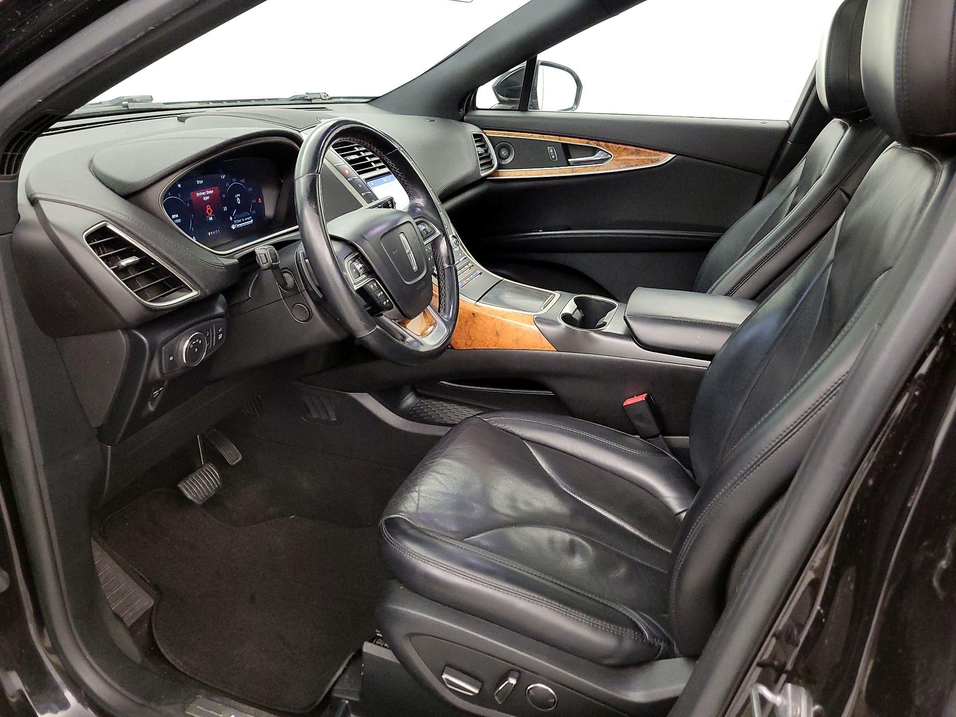 Thumbnail: 2020 Lincoln Nautilus - 11