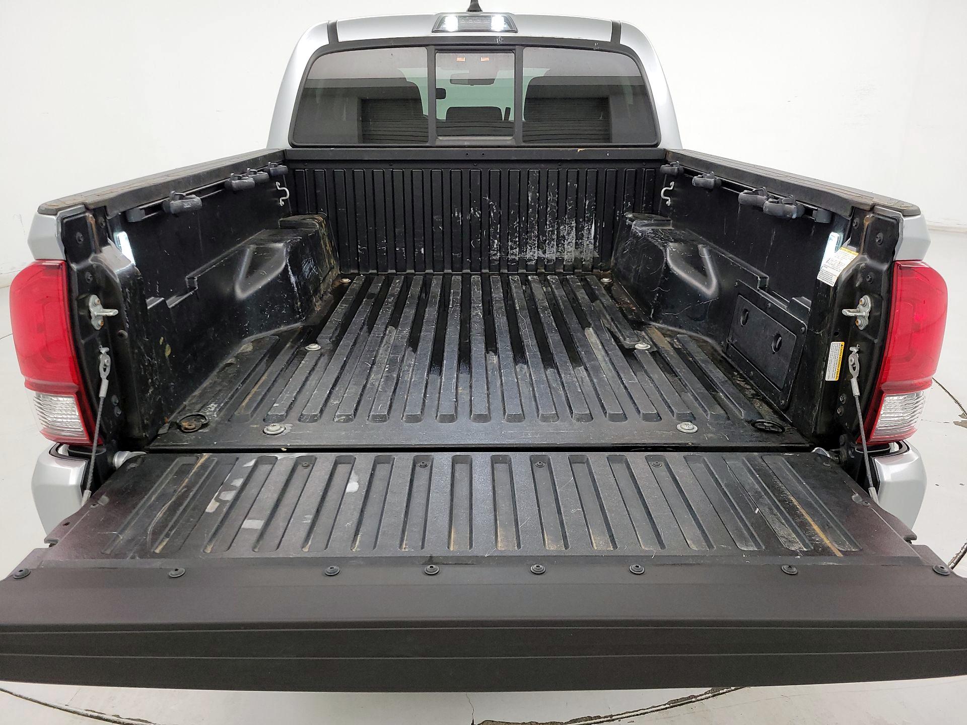 Thumbnail: 2023 Toyota Tacoma - 20