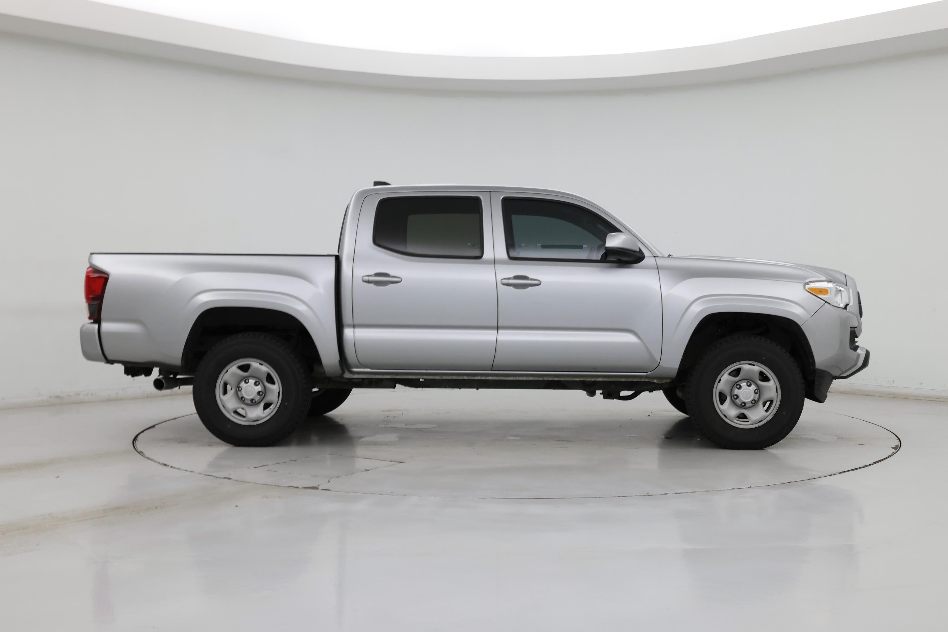Thumbnail: 2023 Toyota Tacoma - 7
