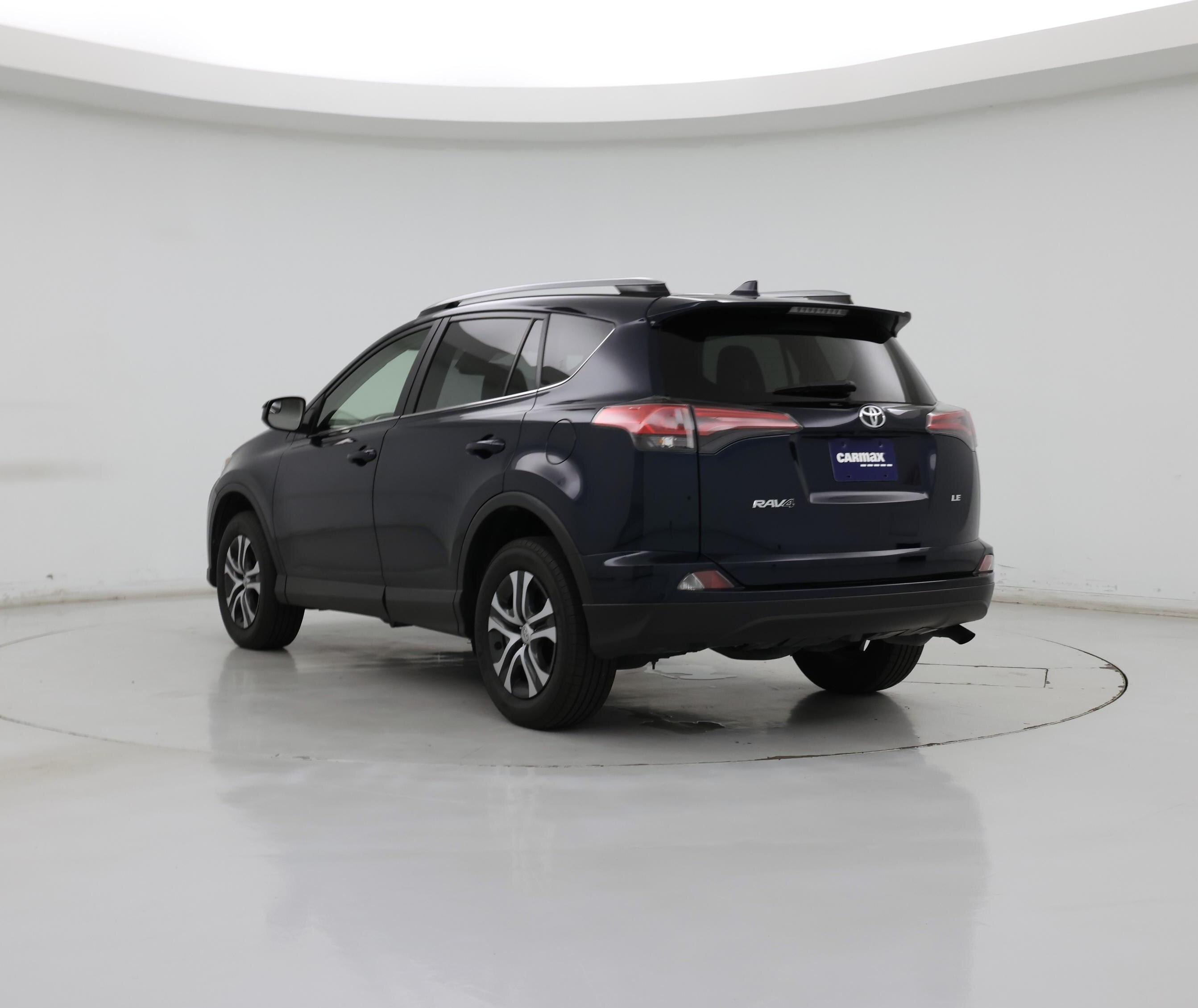 Thumbnail: 2017 Toyota RAV4 - 2