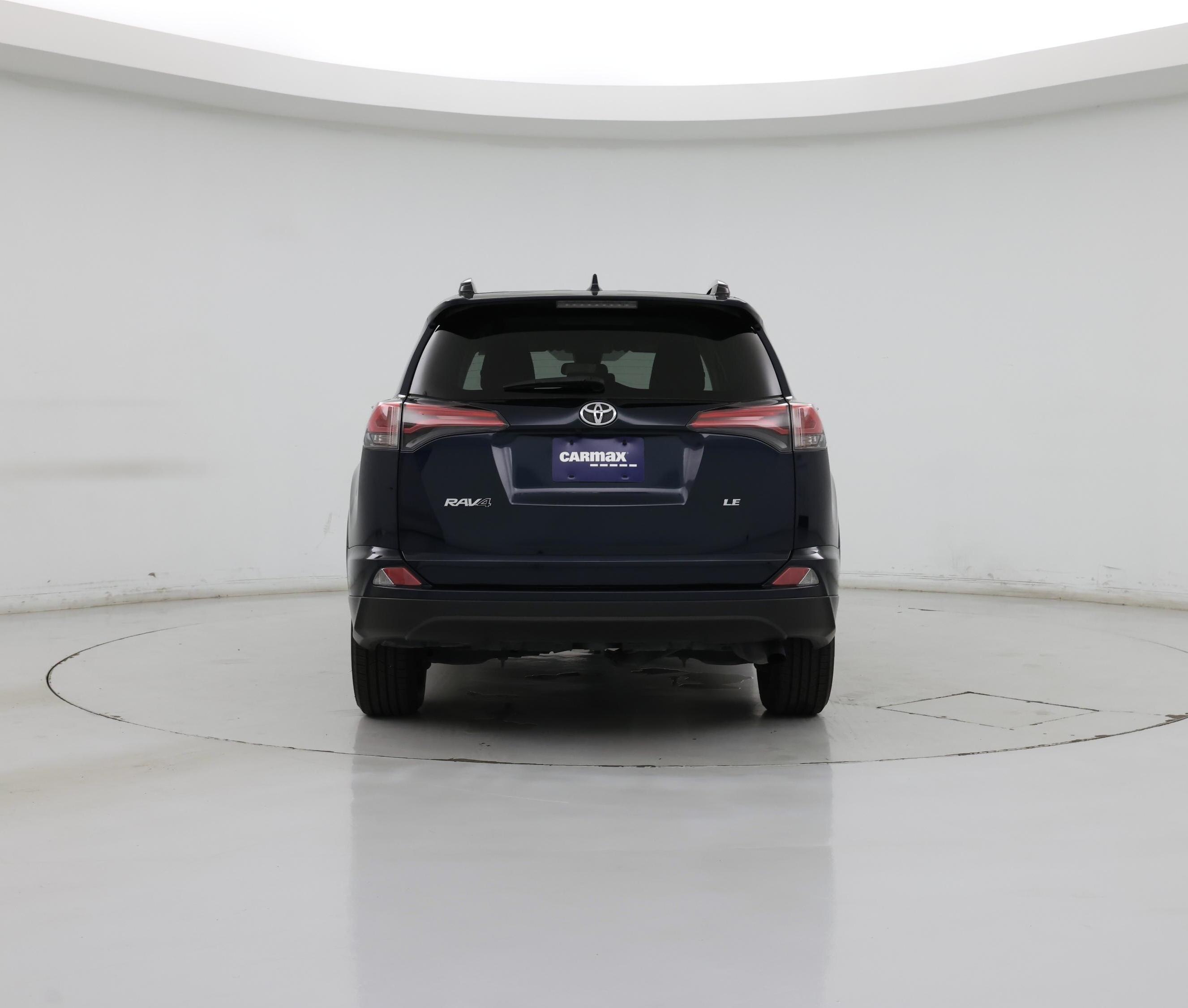 Thumbnail: 2017 Toyota RAV4 - 6